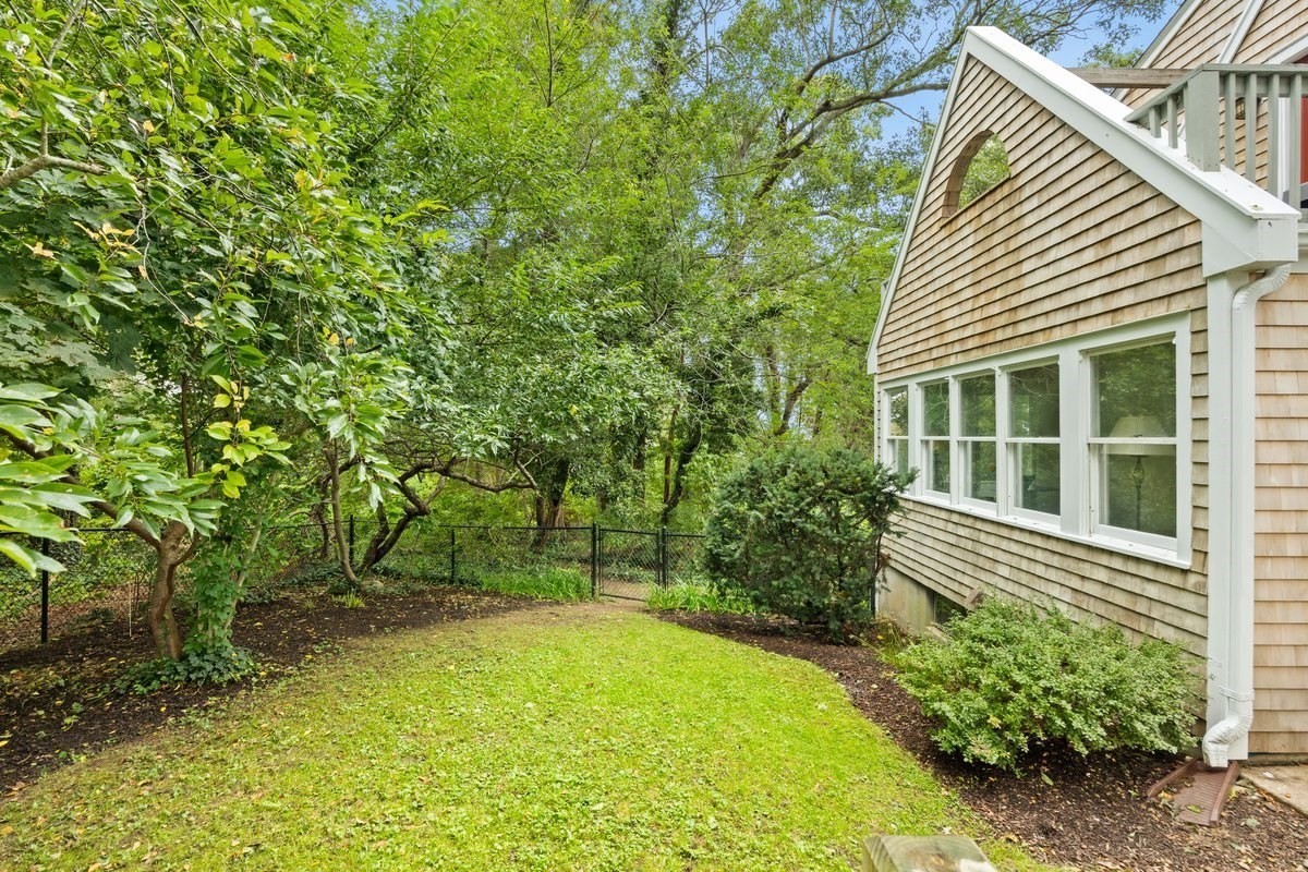74 Arboretum Rd Property Photo 4