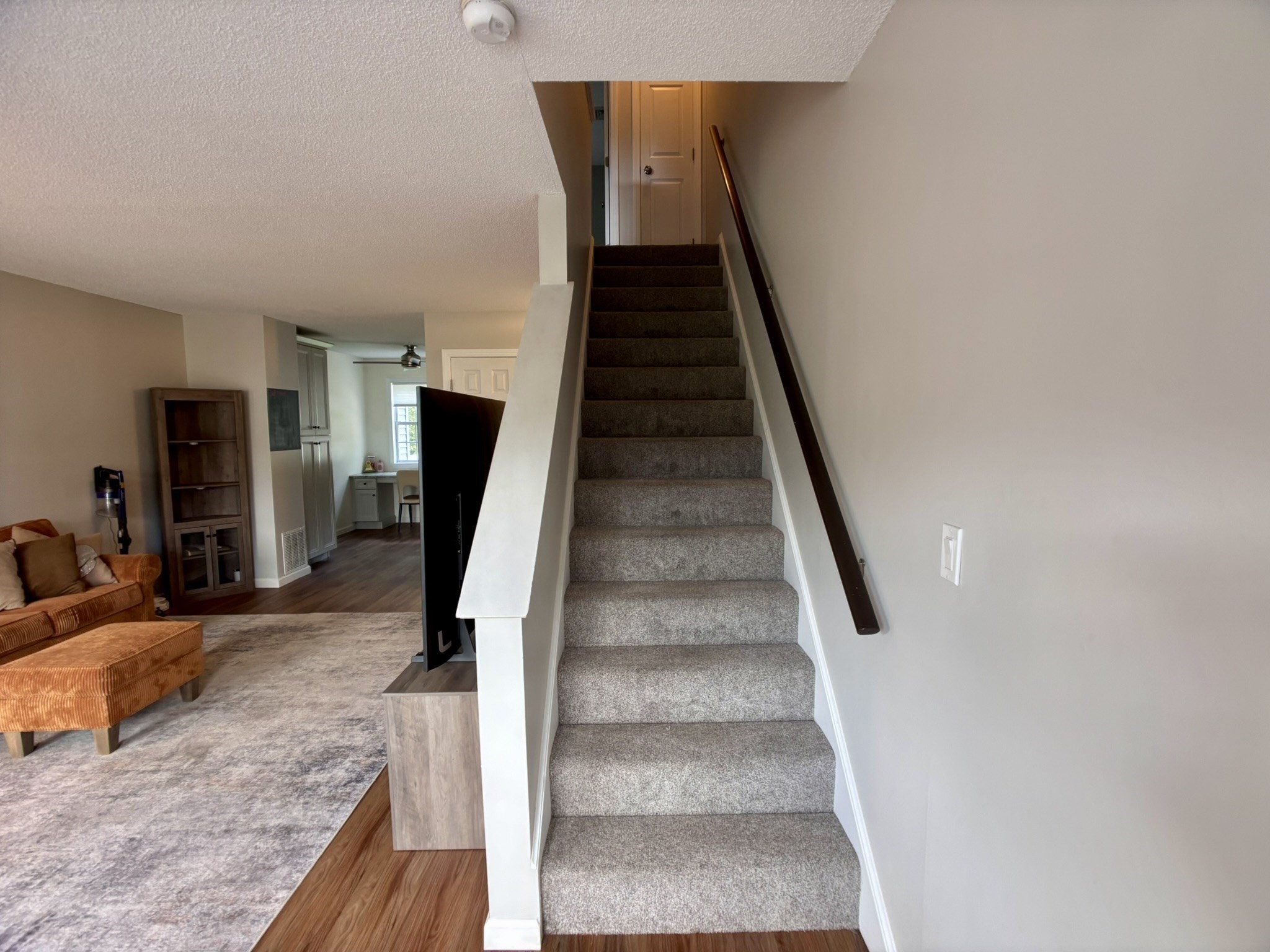 18 Waters Edge Dr # 18 Property Photo 10