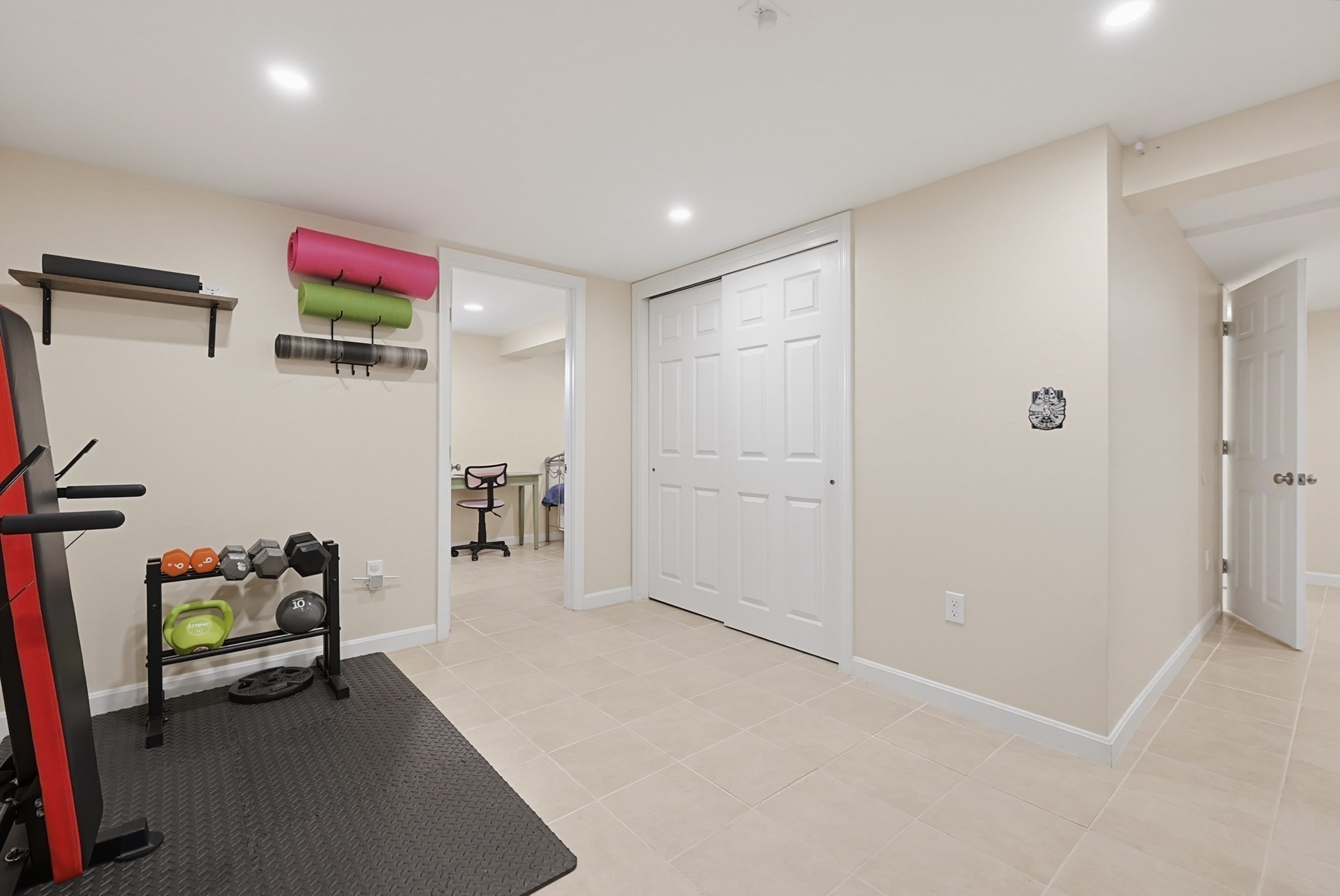49 Walnut Street Property Photo 24
