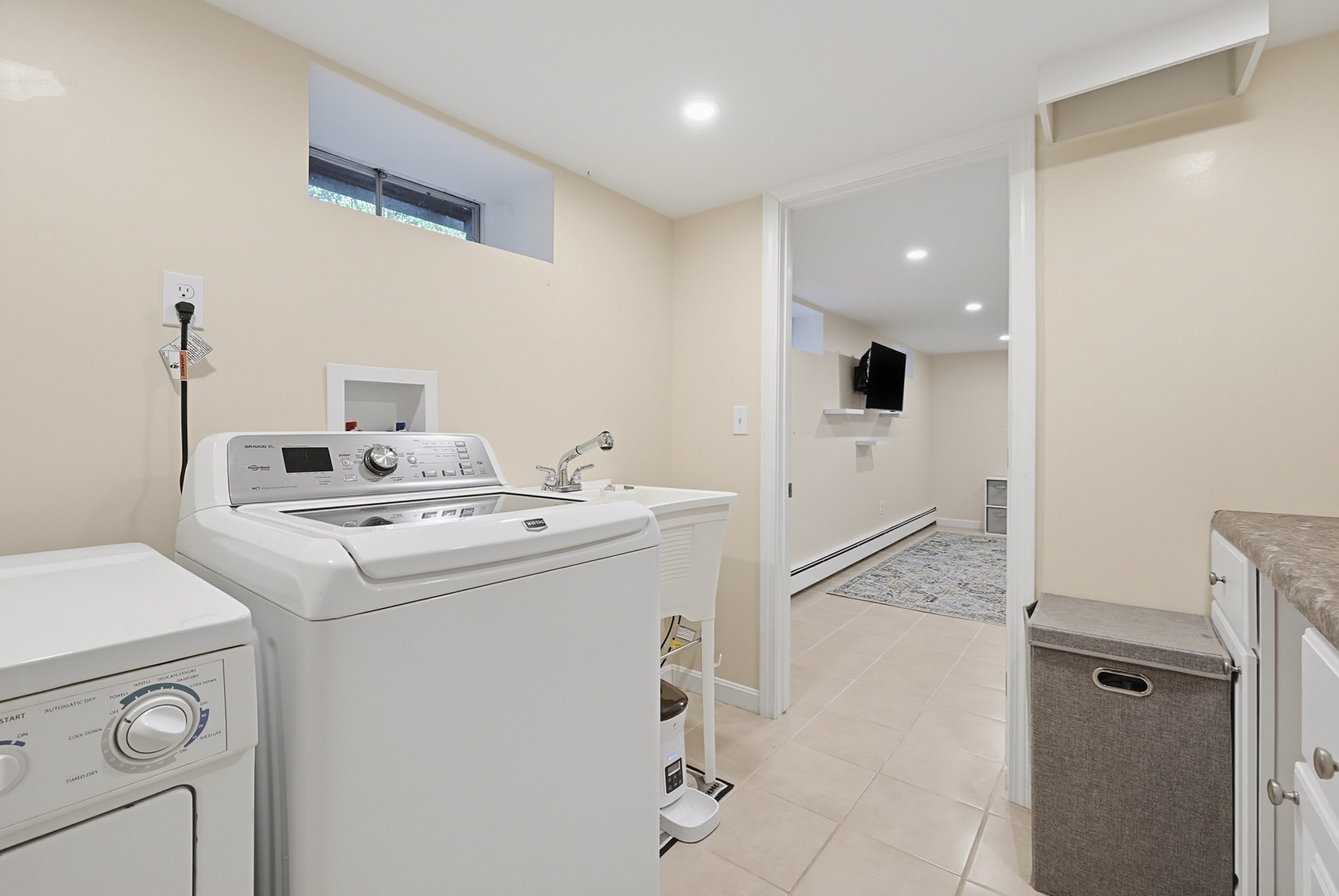 49 Walnut Street Property Photo 30
