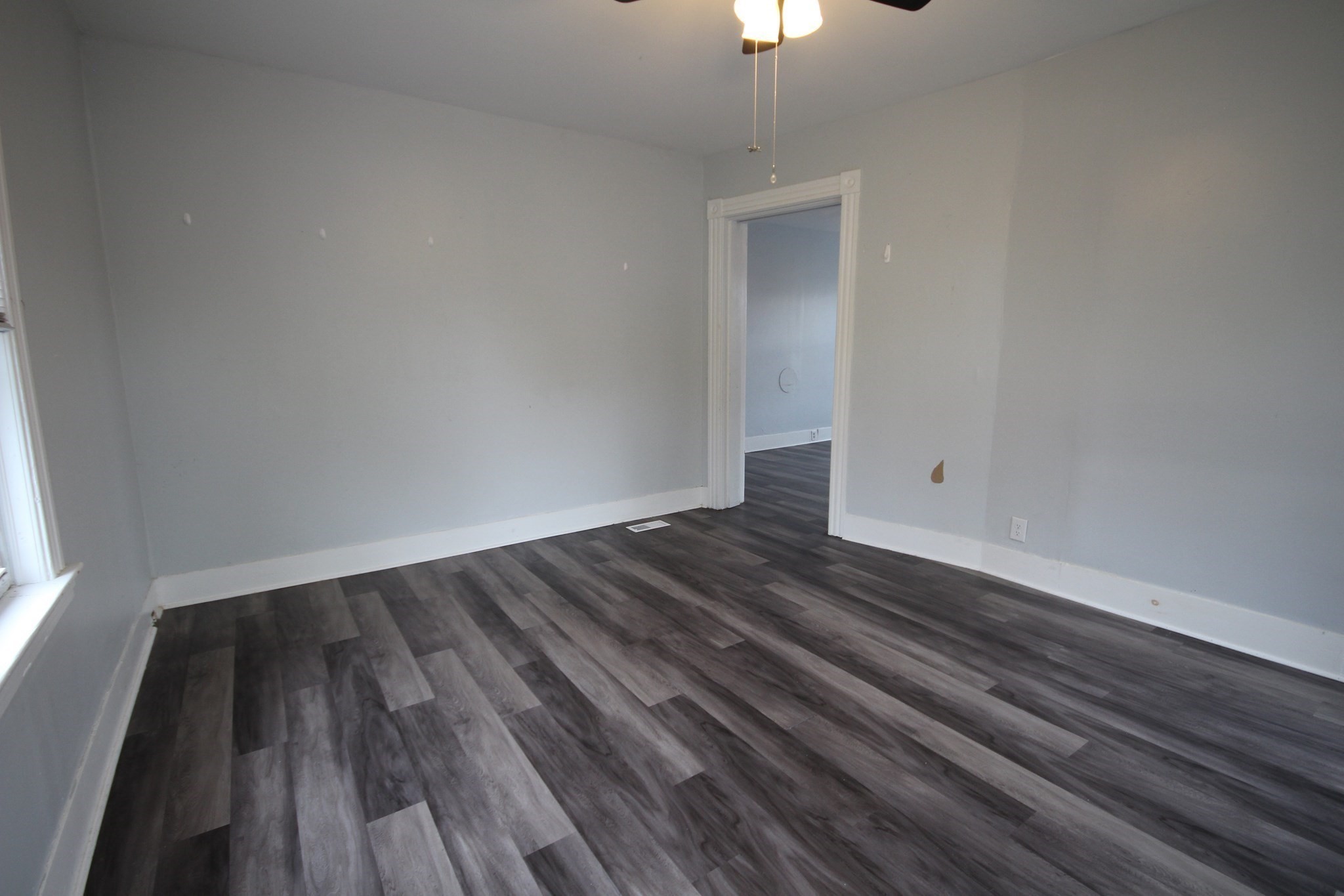 12 Scrimgeour # 1 Property Photo 3