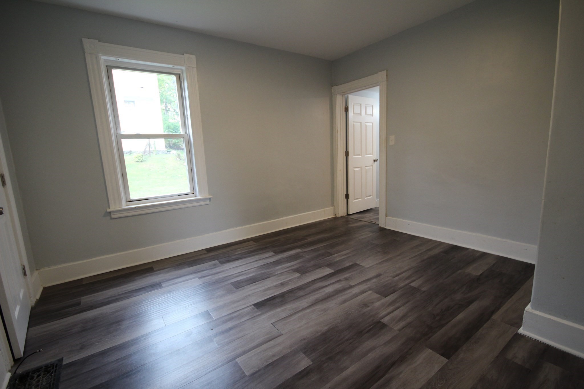 12 Scrimgeour # 1 Property Photo 5