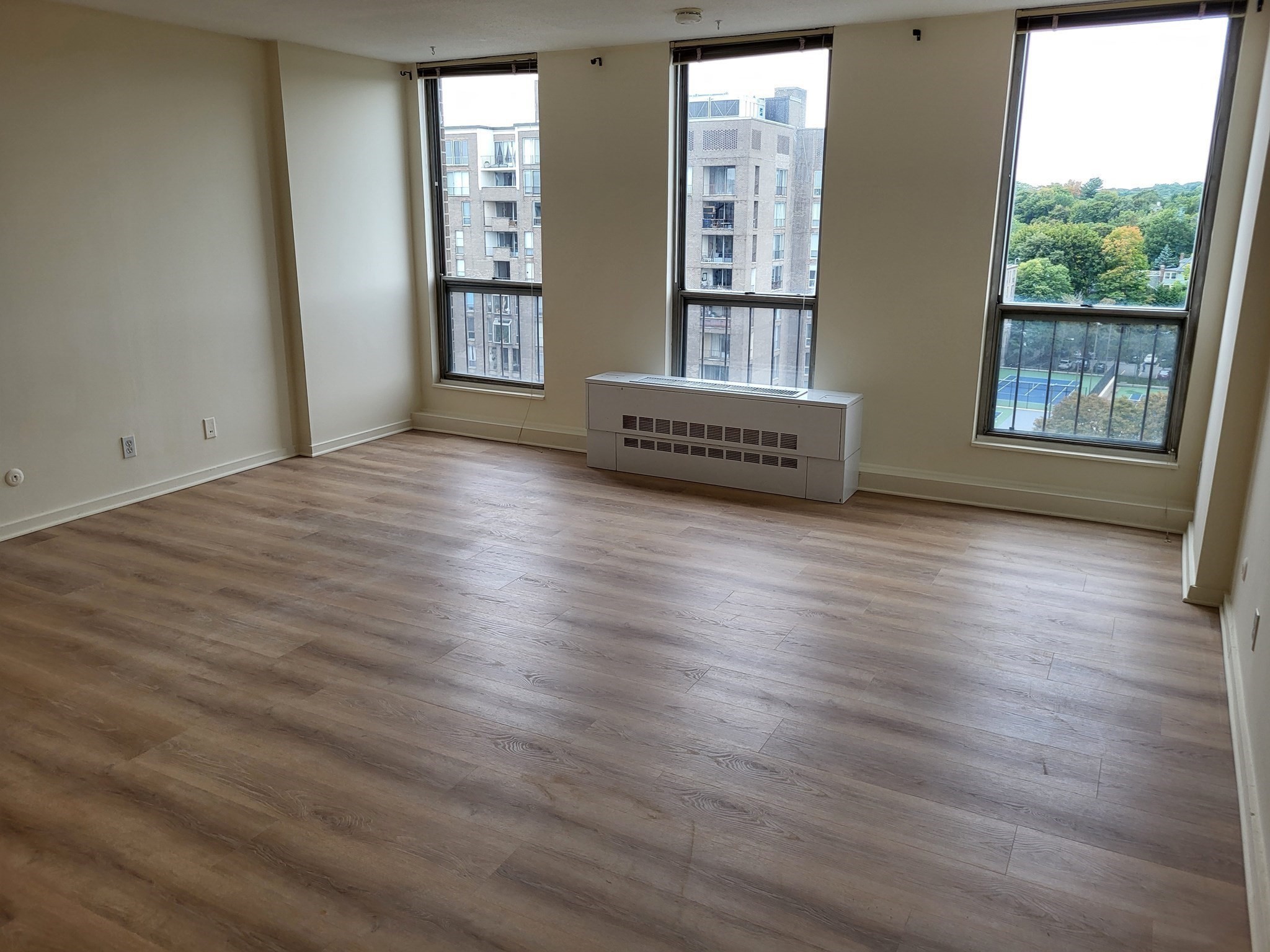44 Washington St. # 1212 Property Photo 3