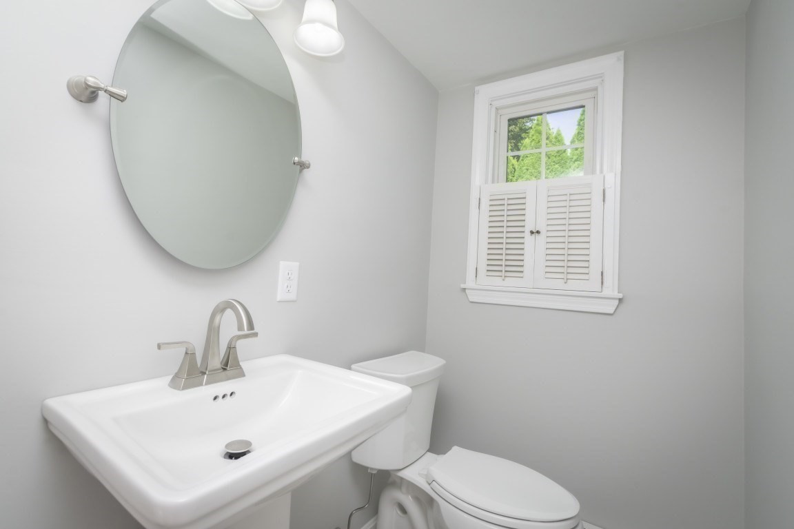 38 Guild St # 1 Property Photo 21