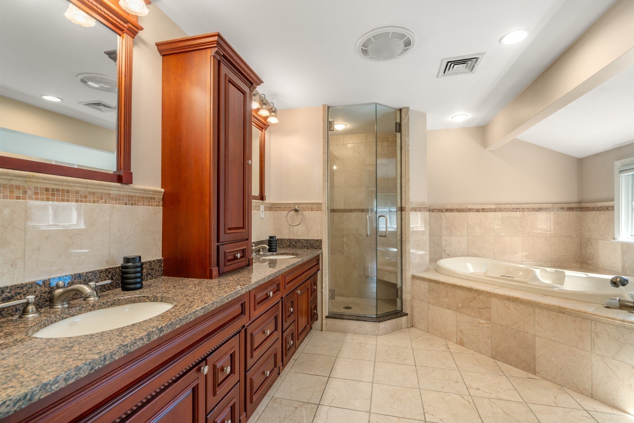36 Standish Road Property Photo 19