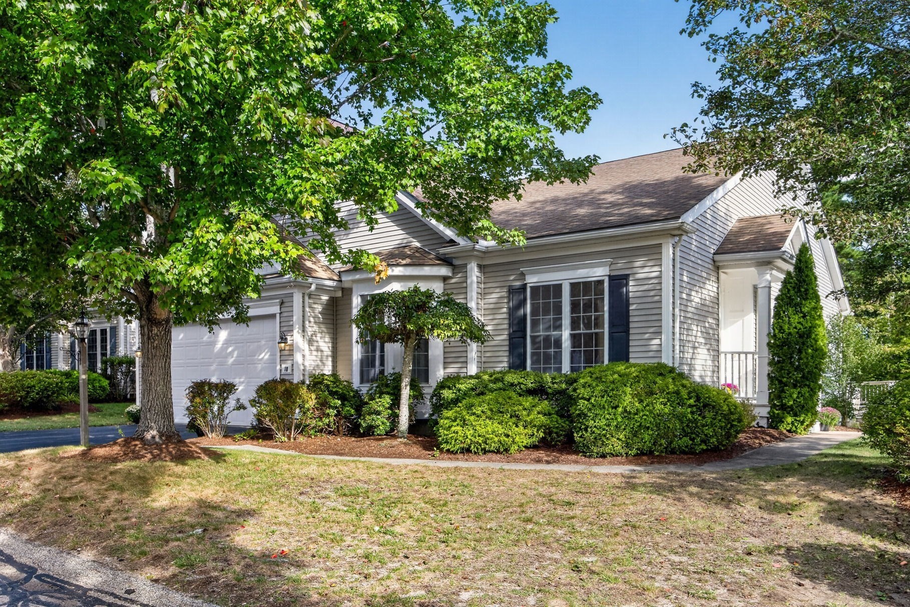 10 Great Pointe Property Photo 1