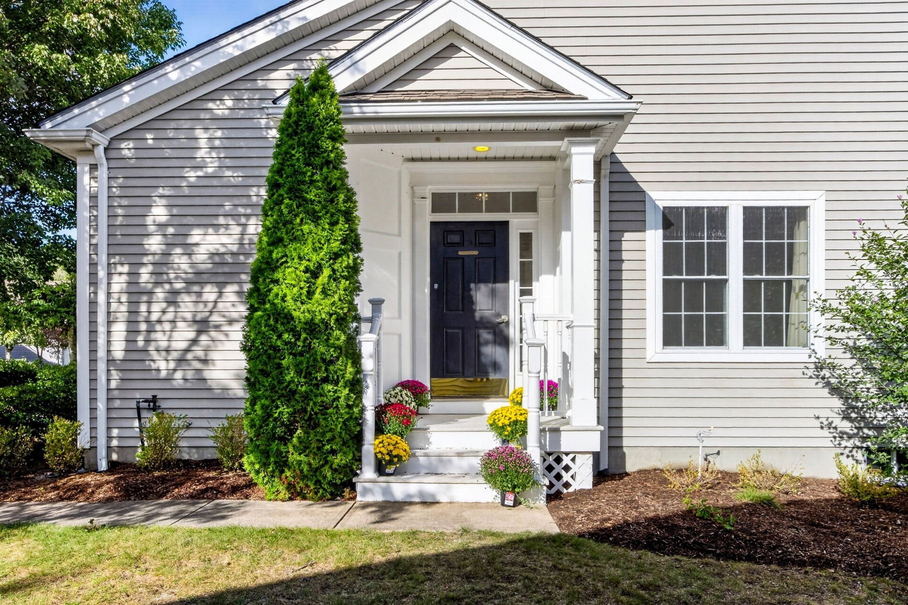 10 Great Pointe Property Photo 5