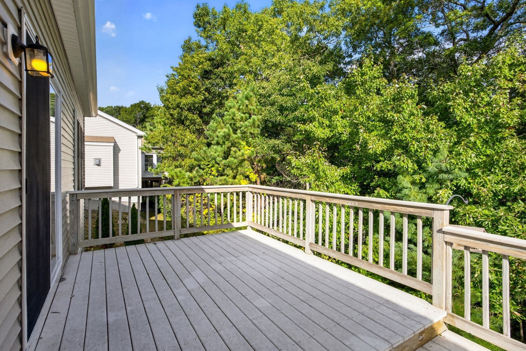 10 Great Pointe Property Photo 9