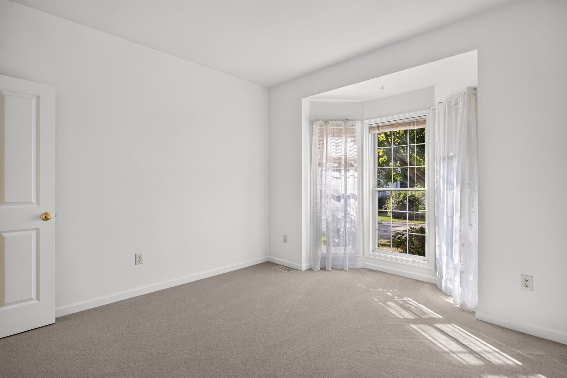 10 Great Pointe Property Photo 21