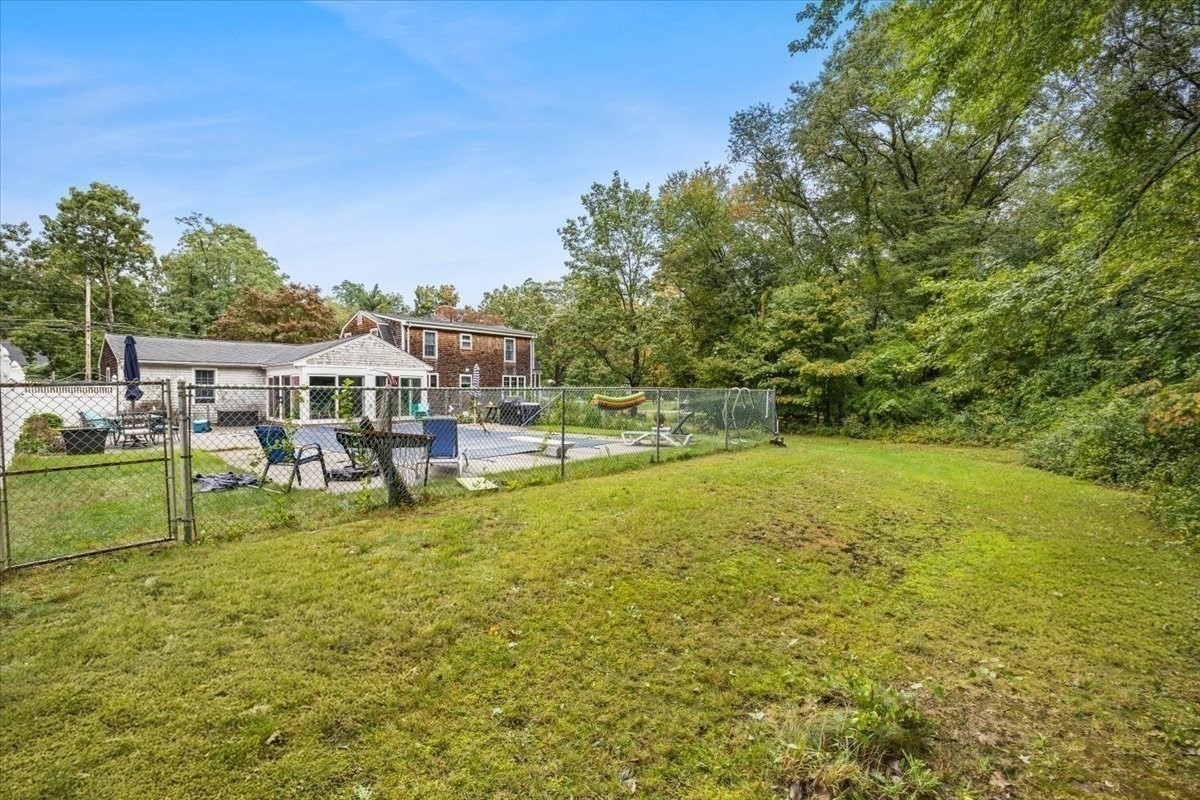 133 Judson St Property Photo 40