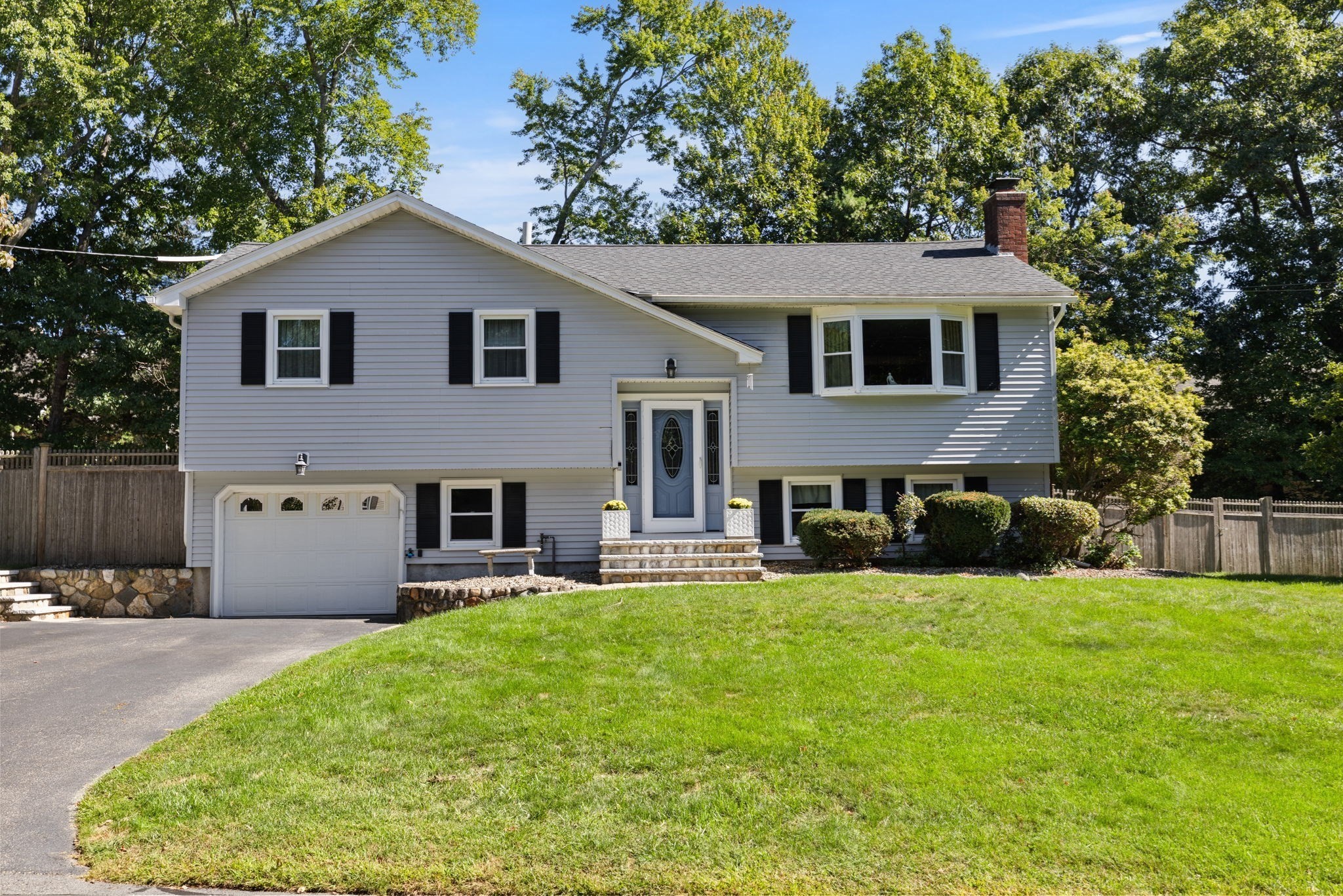 115 Quincy Rd Property Photo 1