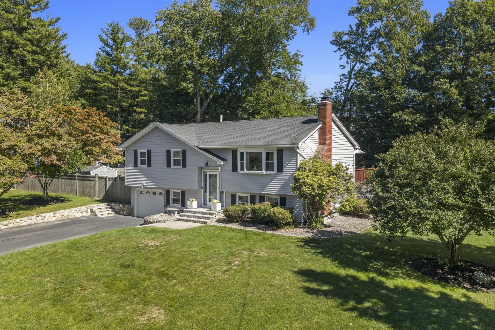 115 Quincy Rd Property Photo 2