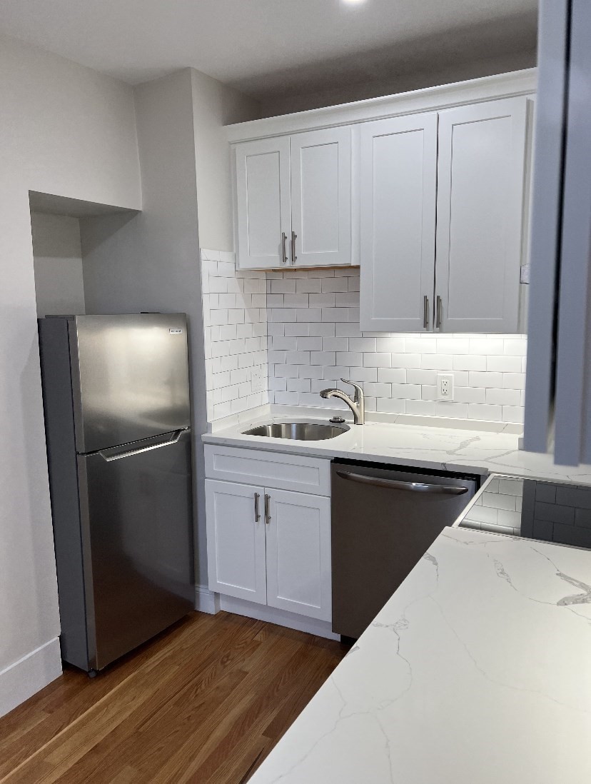 13 Anderson Street # 1 Property Photo 1