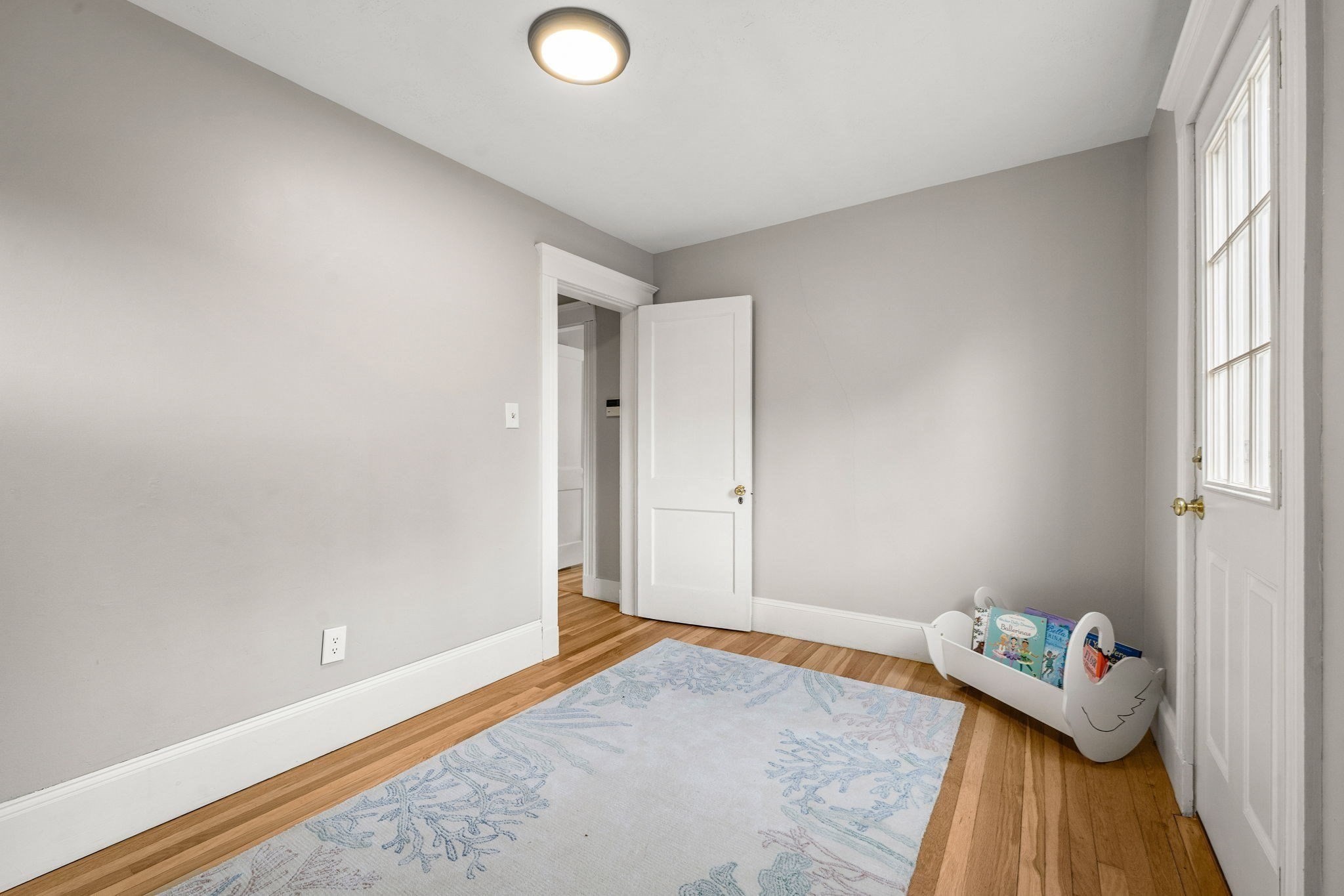60 Sassamon Ave Property Photo 23