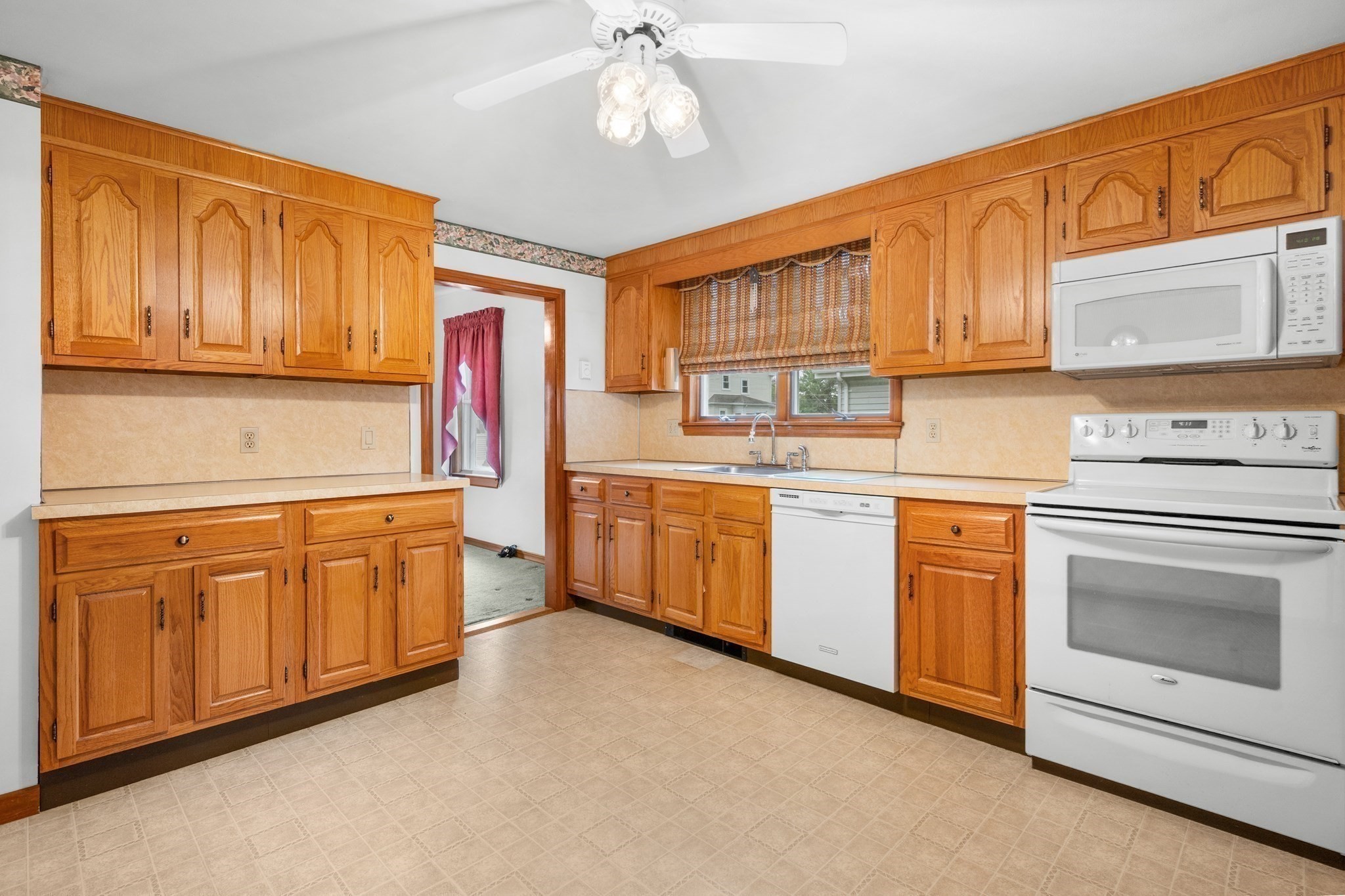 4 Circuit Rd. Property Photo 10