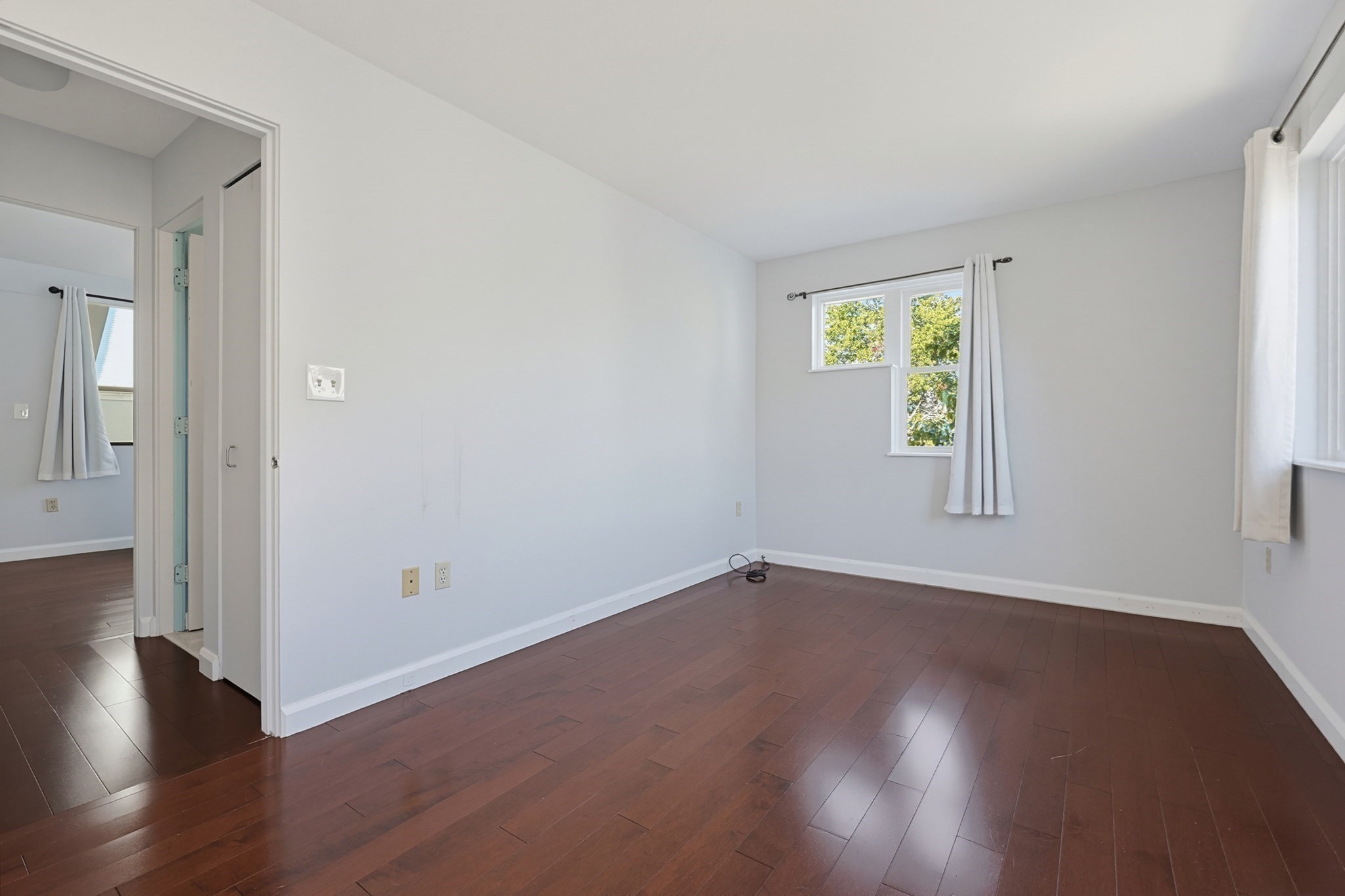 113 Governor Winthrop Rd # 113 Property Photo 8