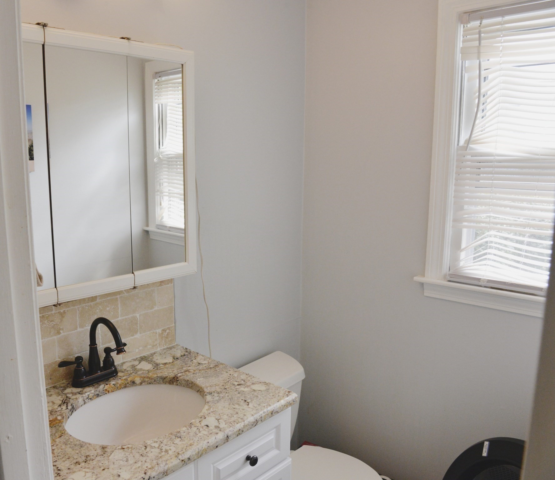 141 Burt St # 6 Property Photo 4