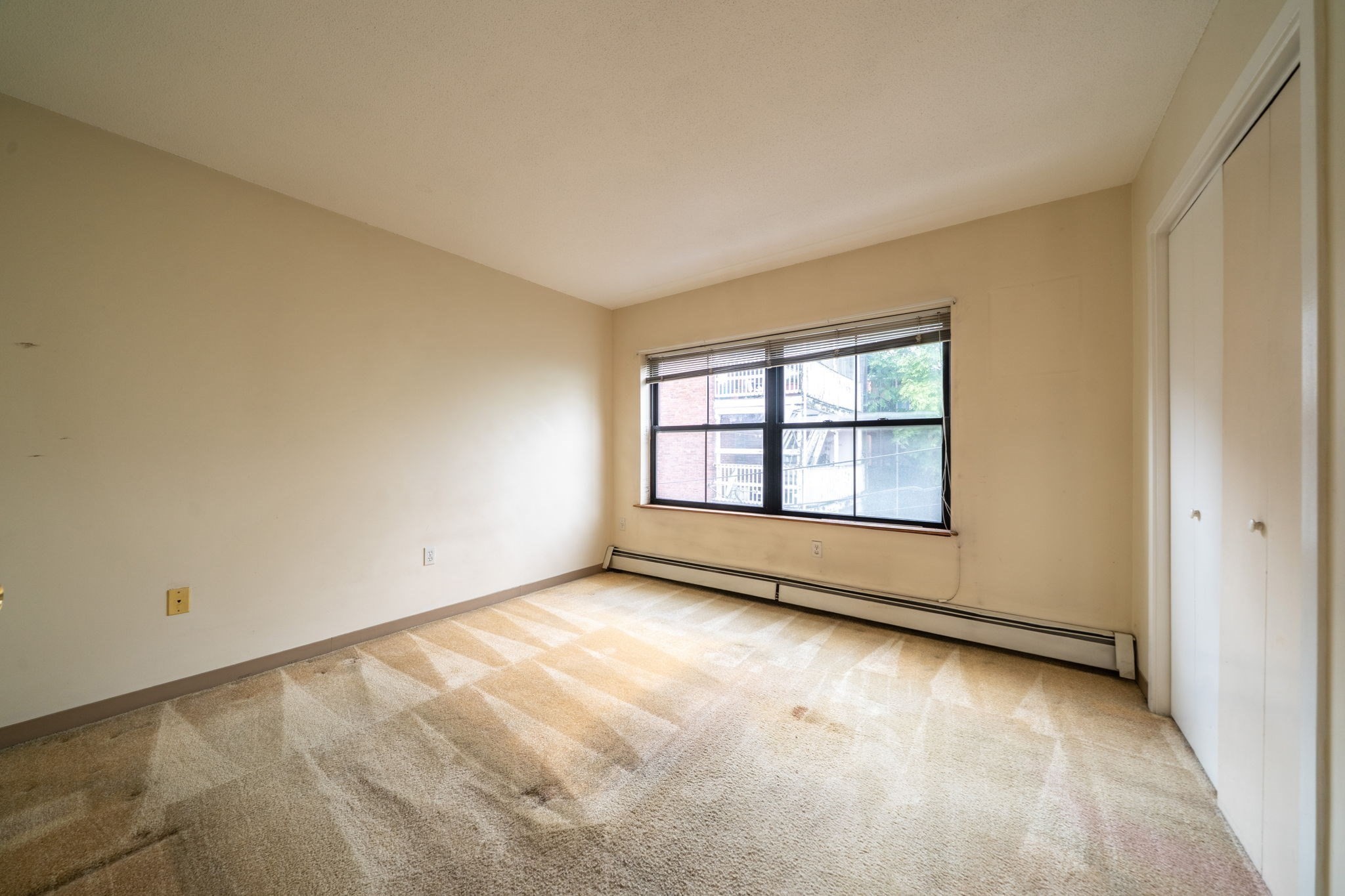 60-r Gibson St # B3 Property Photo 11