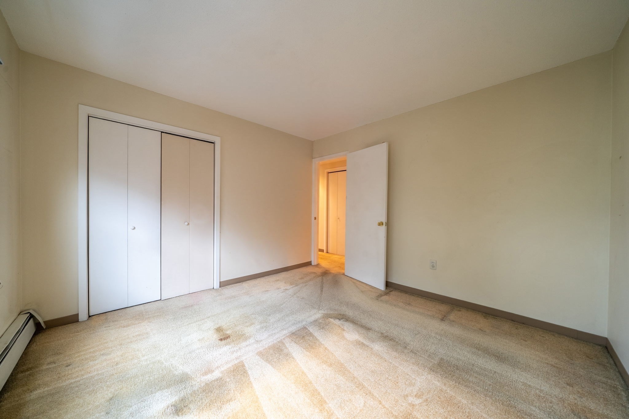 60-r Gibson St # B3 Property Photo 12