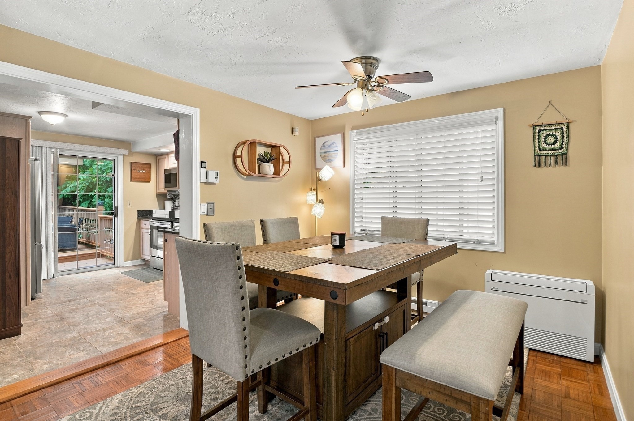 11 Jonathan Circle Property Photo 11