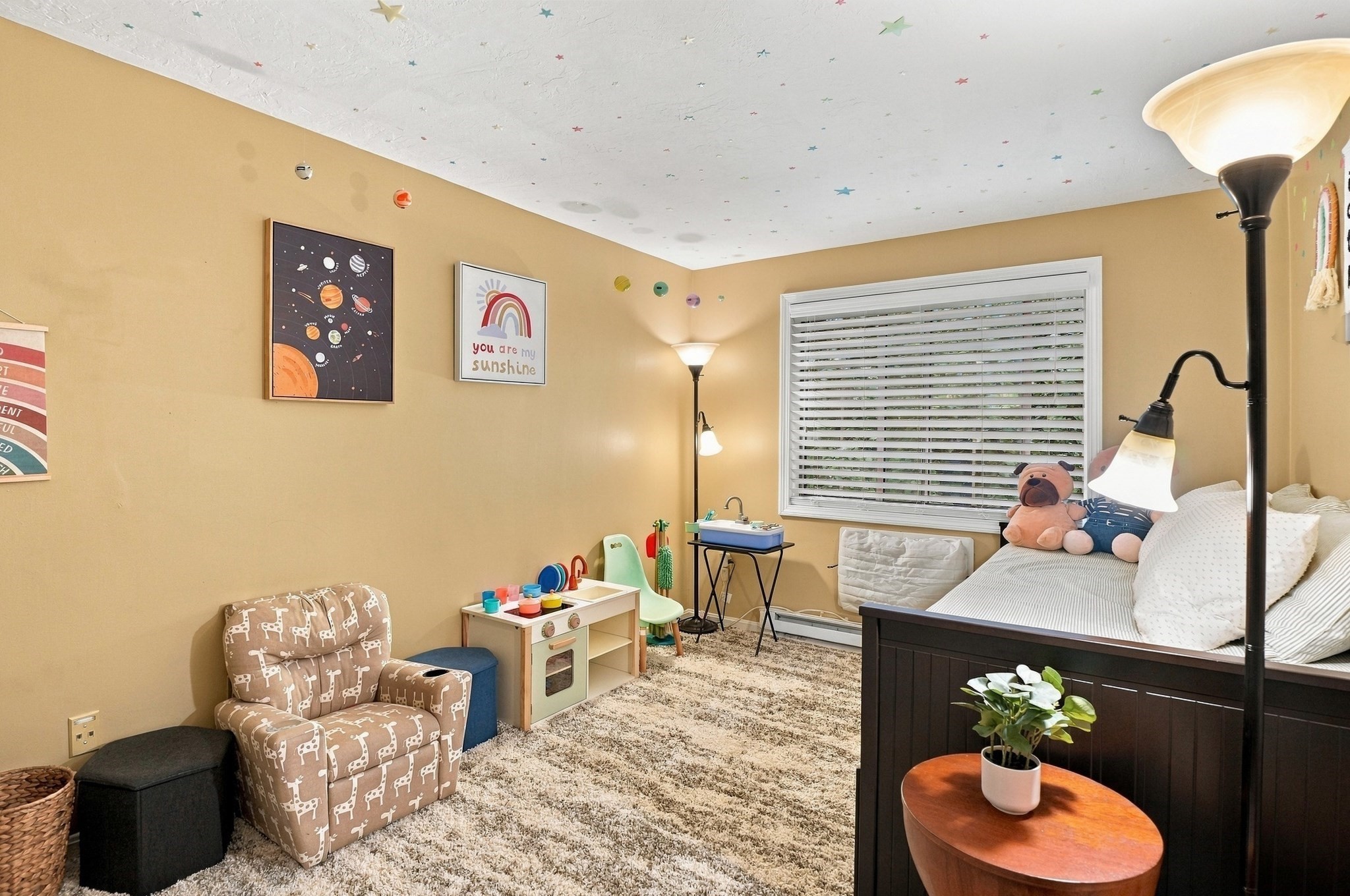 11 Jonathan Circle Property Photo 25