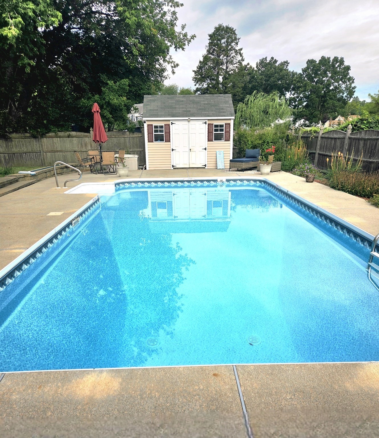 91 Edgewood Ave Property Photo 28