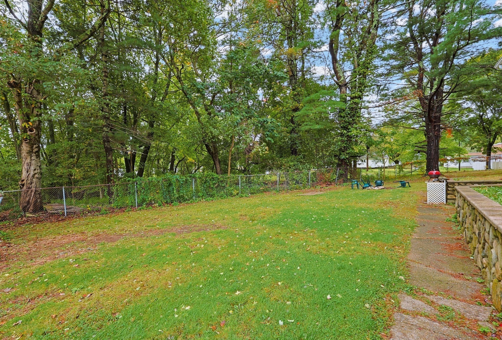 156 & 58 Mansfield Ave. Property Photo 22