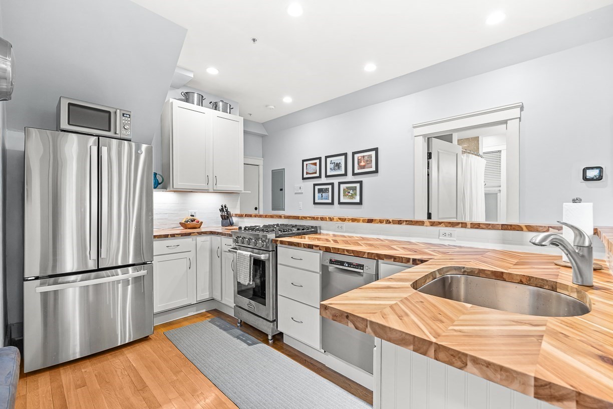 40 Highland Ave # 2 Property Photo 1