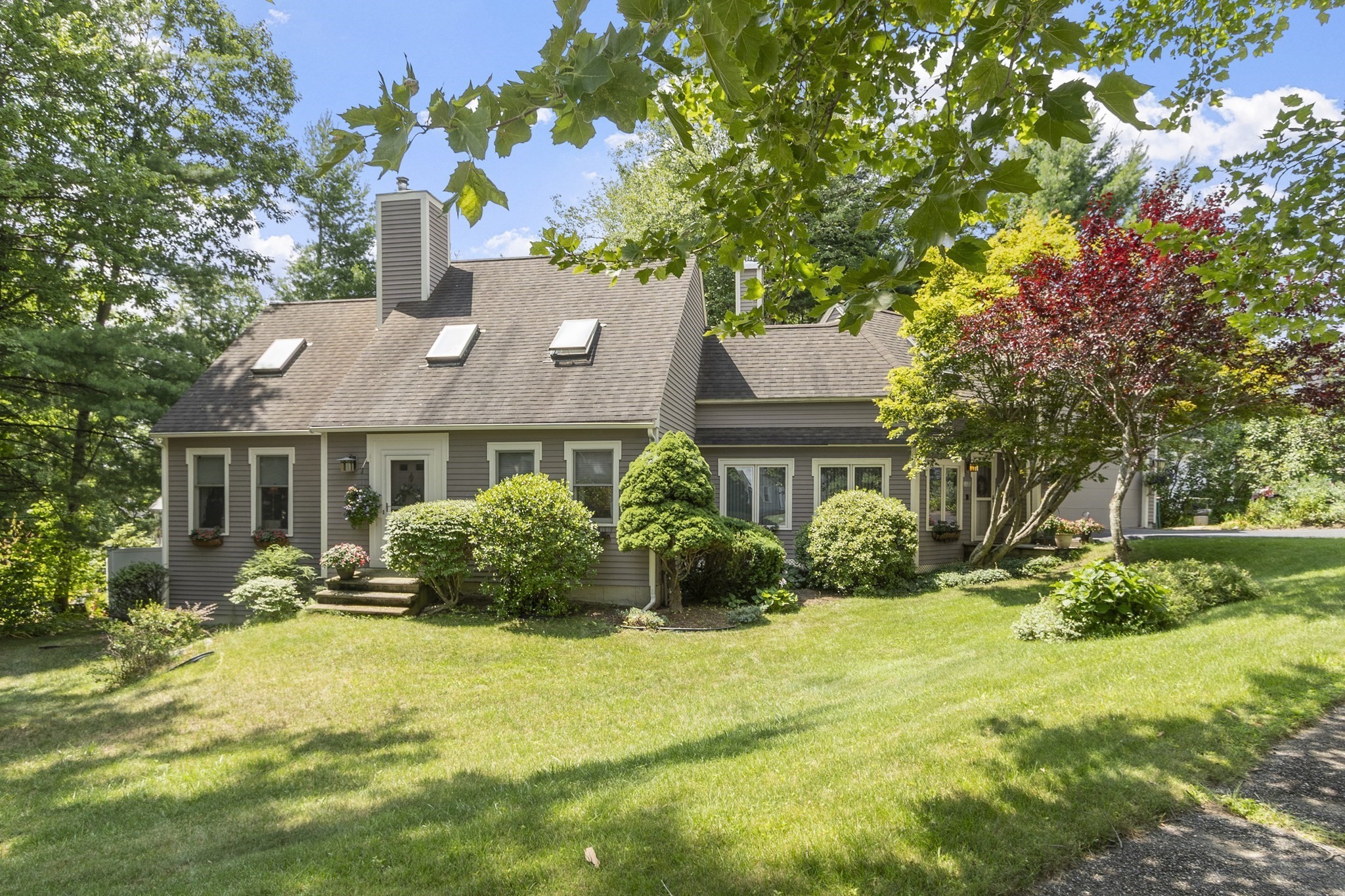 115 Village Xing Property Photo 1