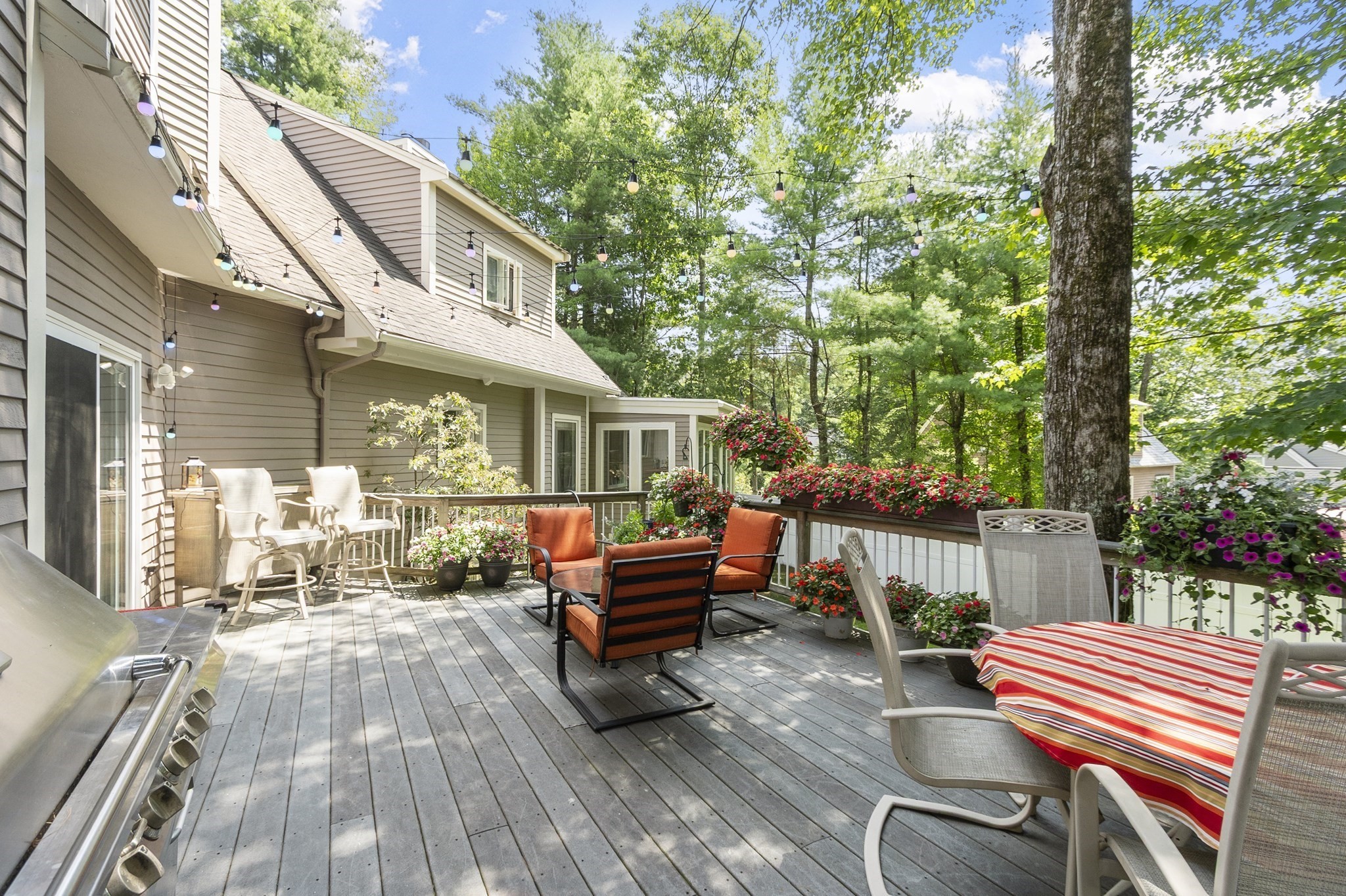 115 Village Xing Property Photo 2