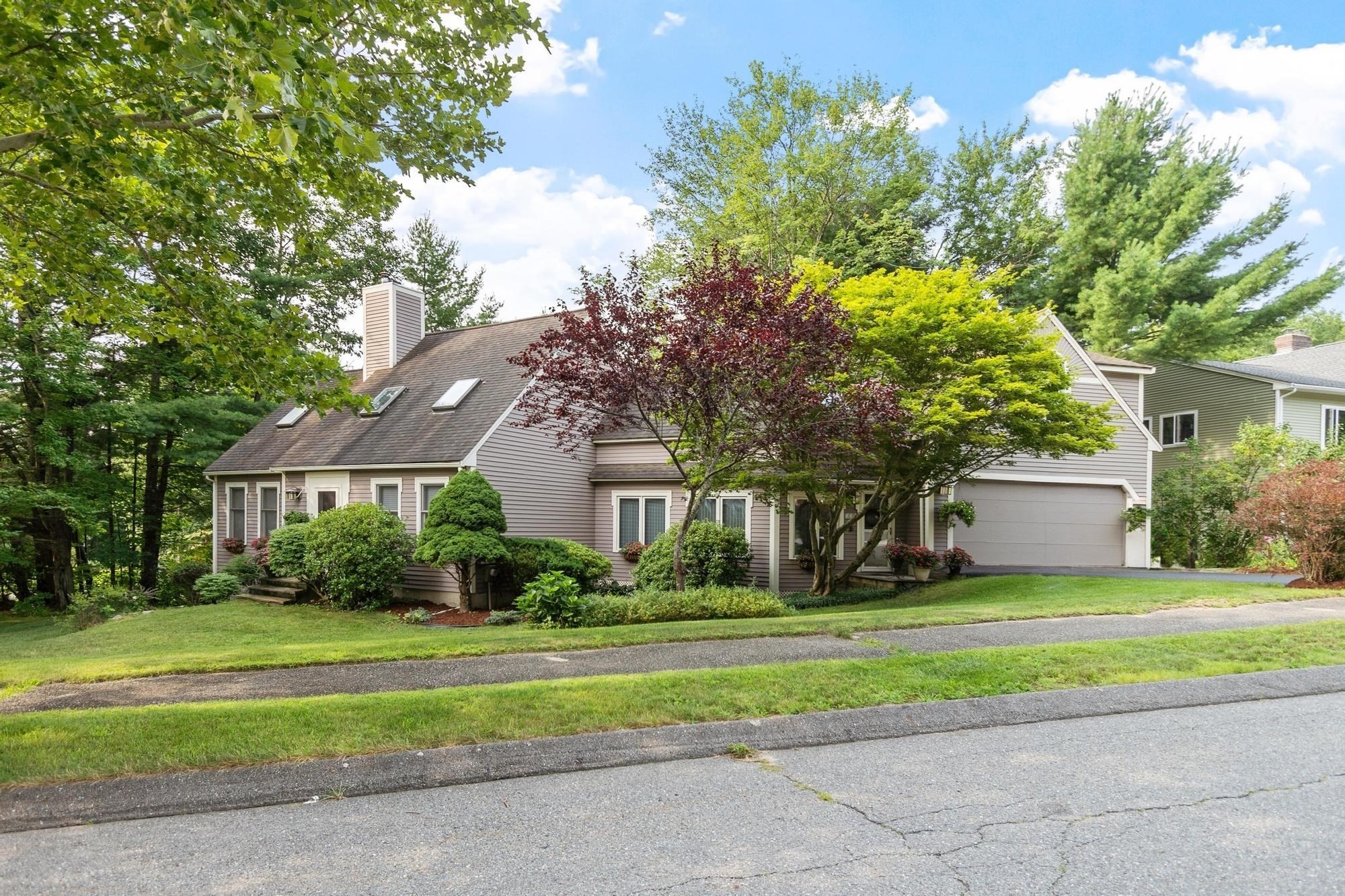 115 Village Xing Property Photo 27