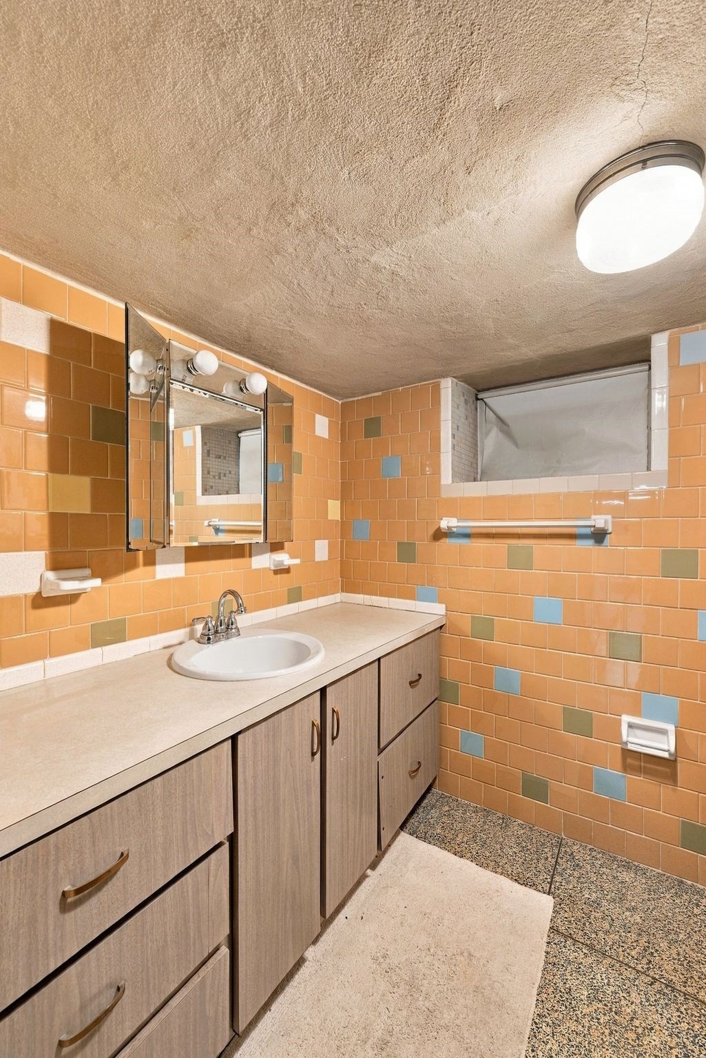 36 Hastings St Property Photo 40