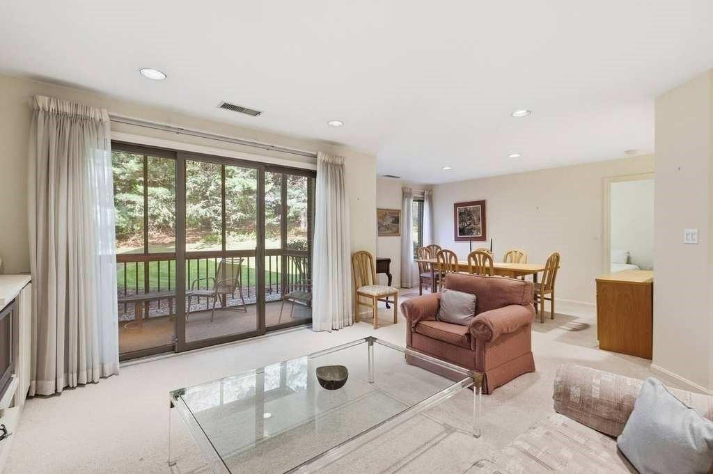 770 Salisbury St # 555 Property Photo 8