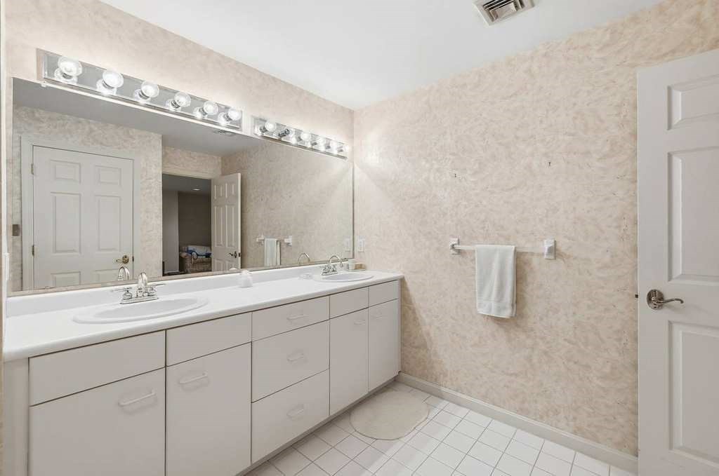 770 Salisbury St # 555 Property Photo 22