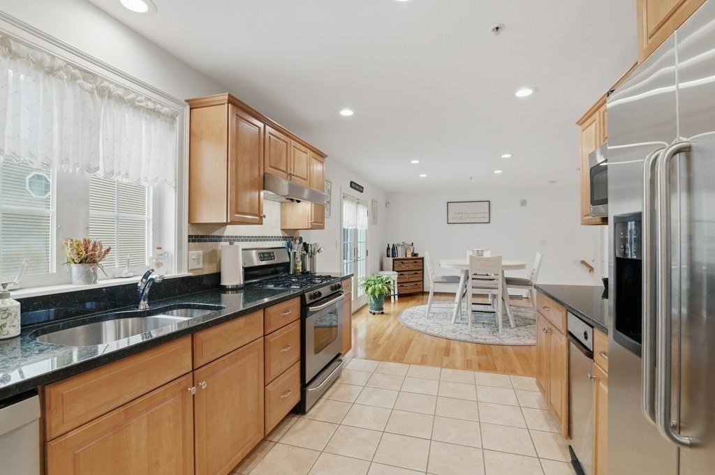 145 Suomi Rd # A2 Property Photo 6