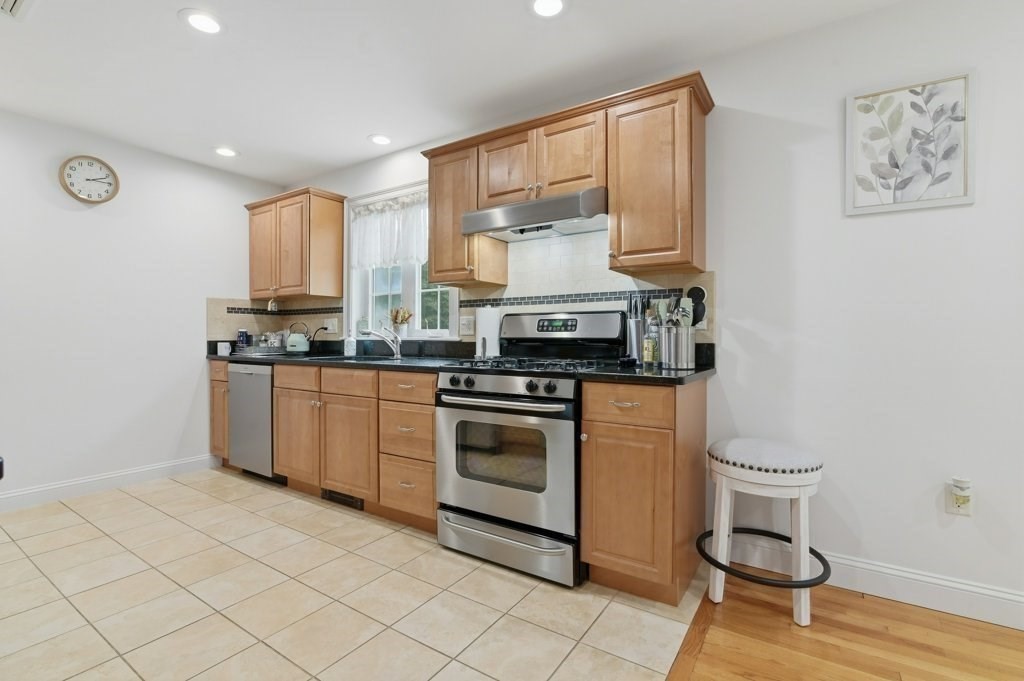 145 Suomi Rd # A2 Property Photo 7