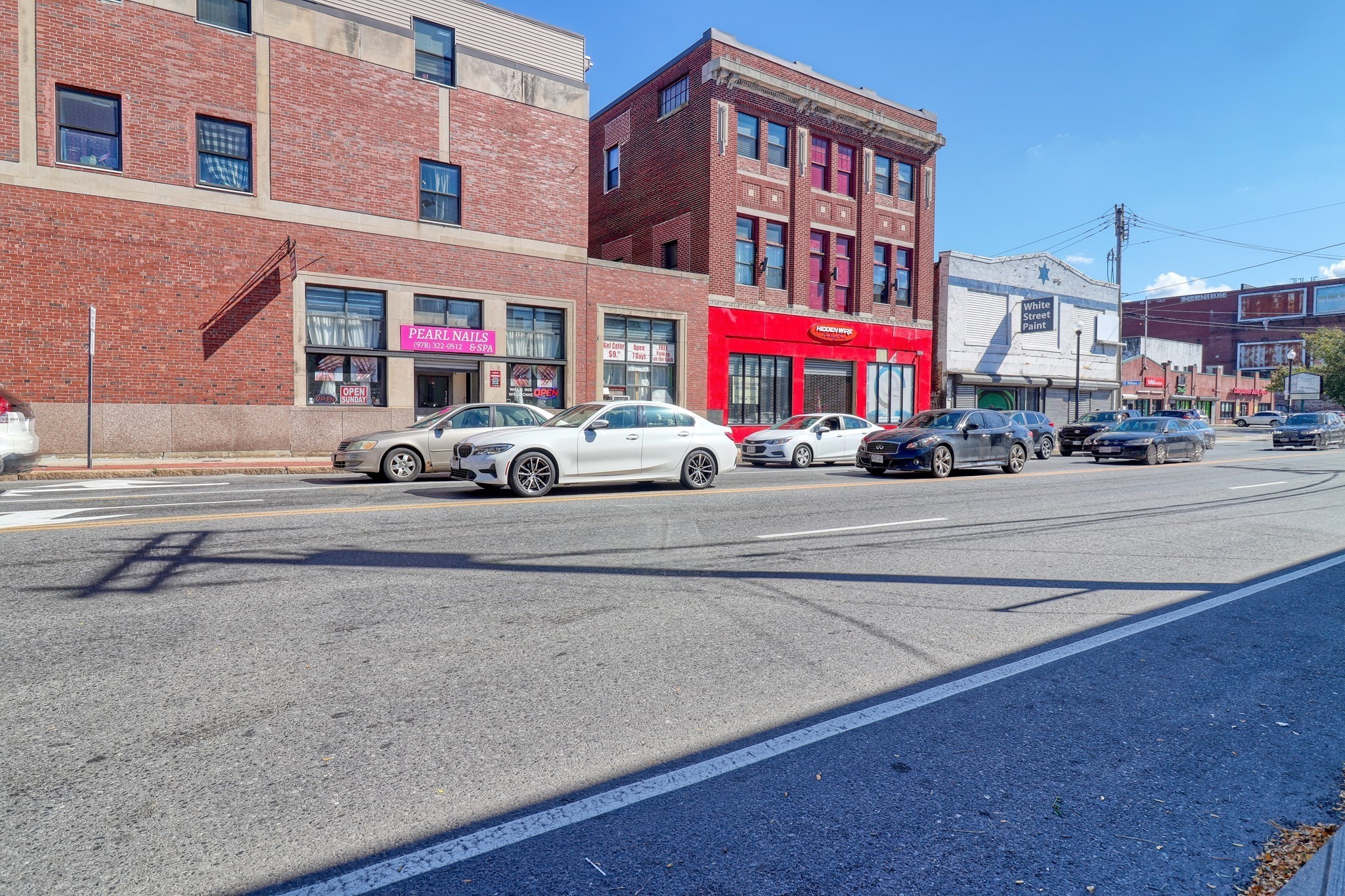582 Essex Street # R Property Photo 6