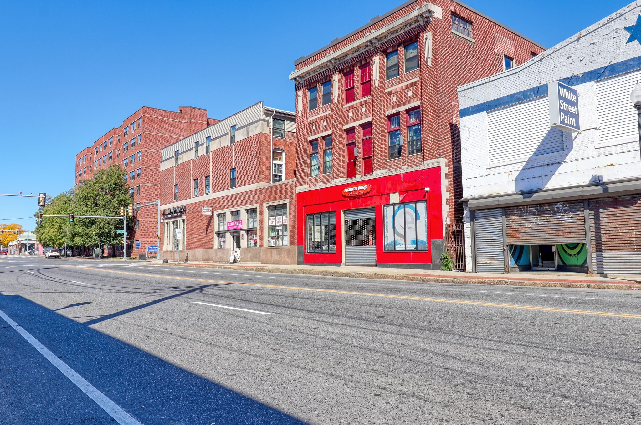 582 Essex Street # R Property Photo 14