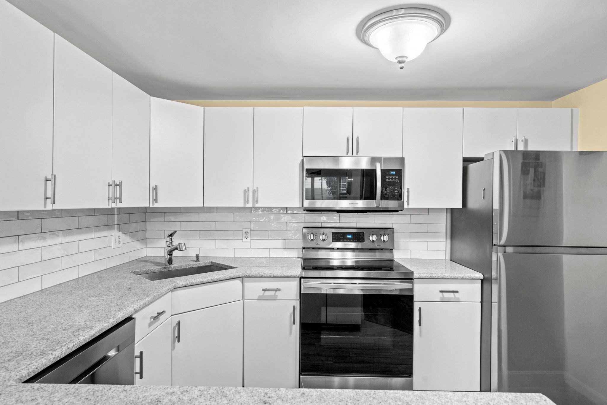 155 George Washington Blvd # 401 Property Photo 3