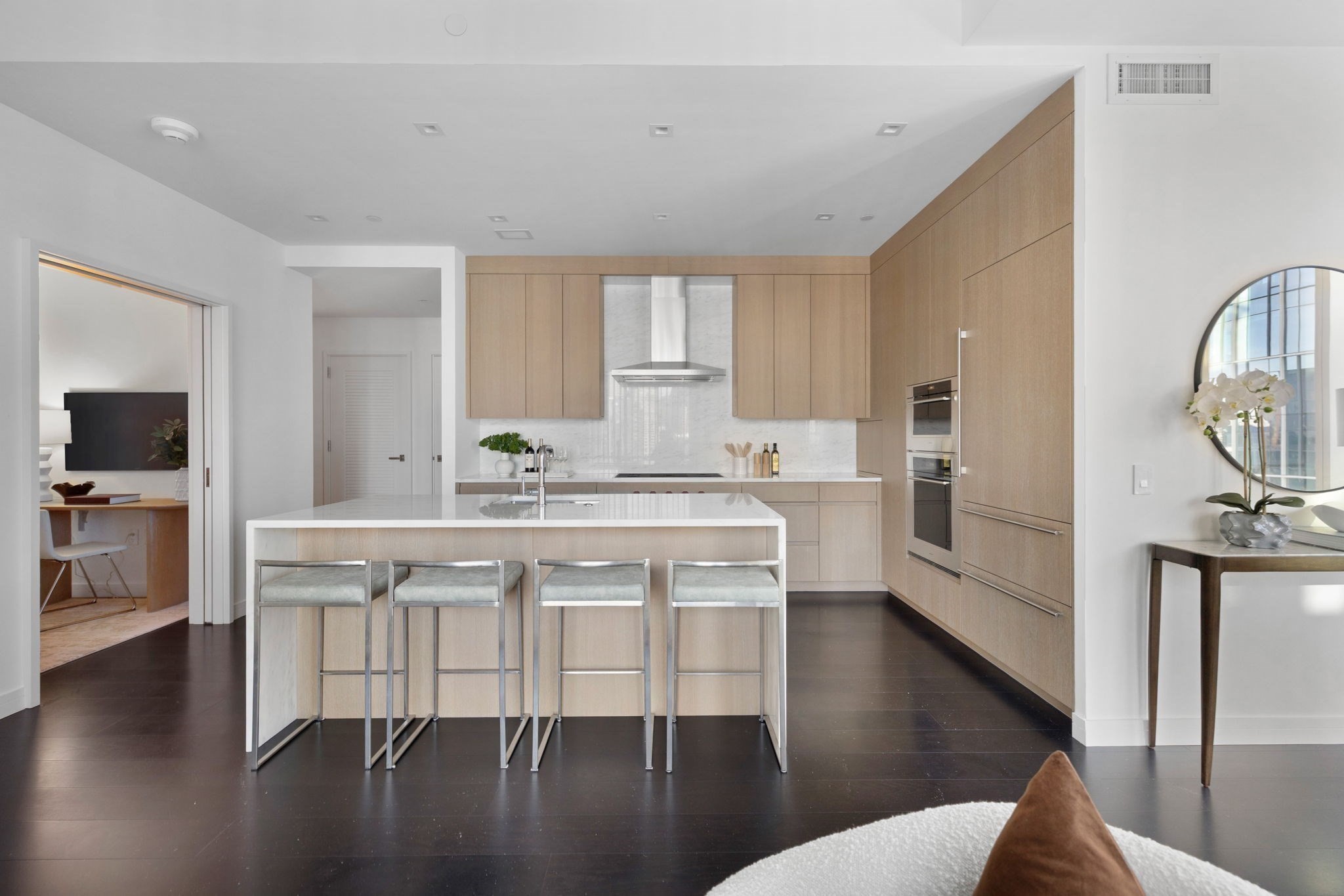 150 Seaport Blvd # 20b Property Photo 6