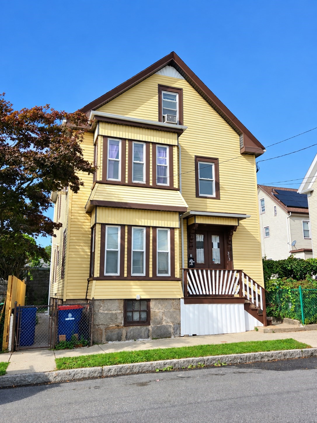 313 Orchard St Property Photo 1