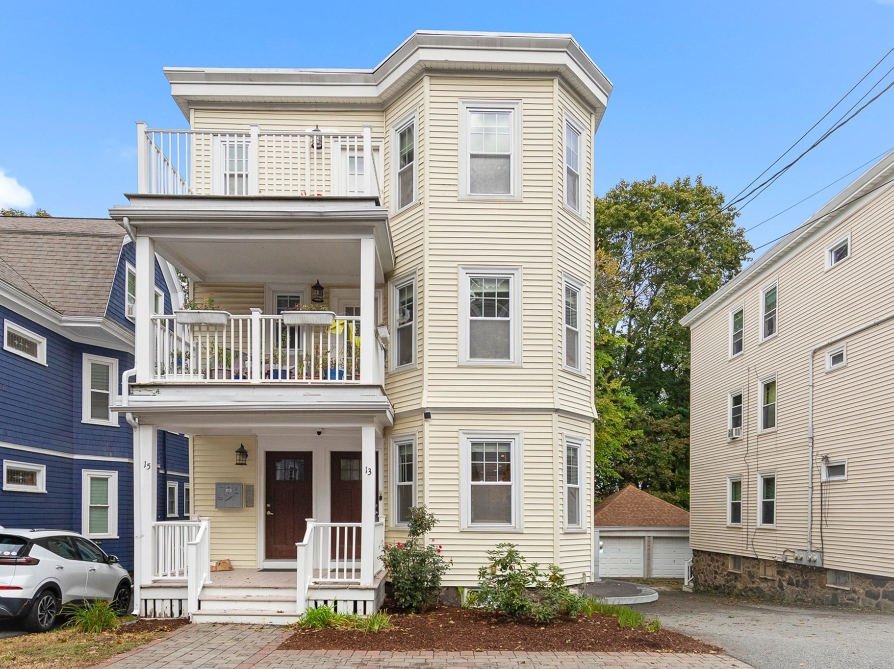 13 Laurel Street # 1