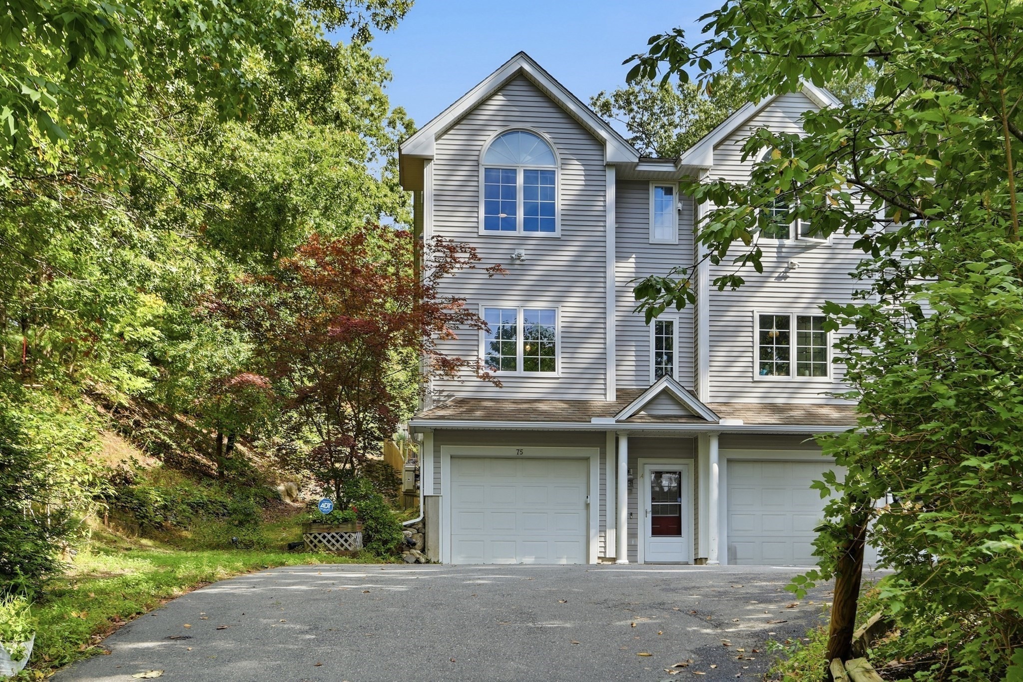 75 Park St # A Property Photo 1