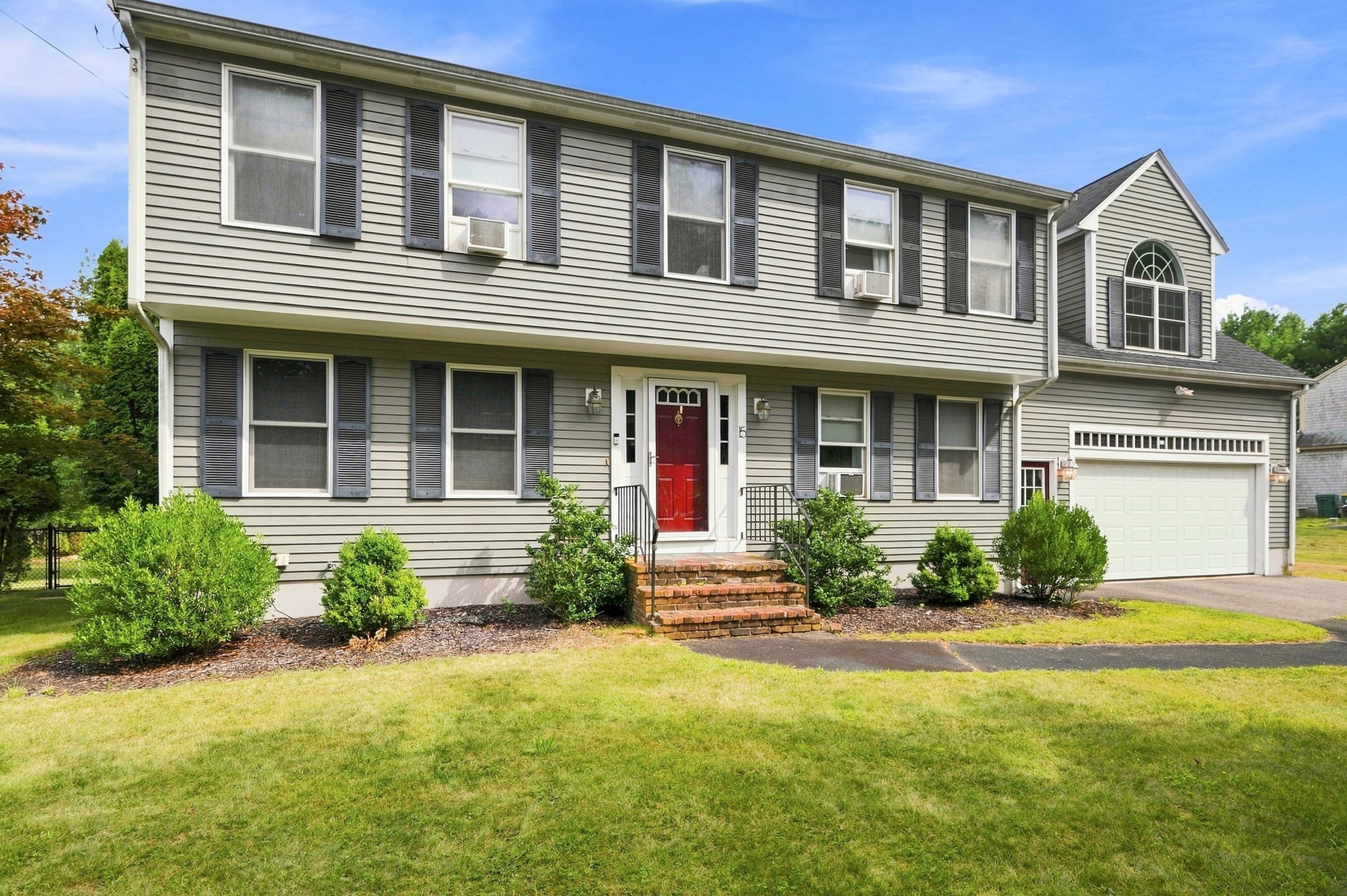 15 Bird Rd