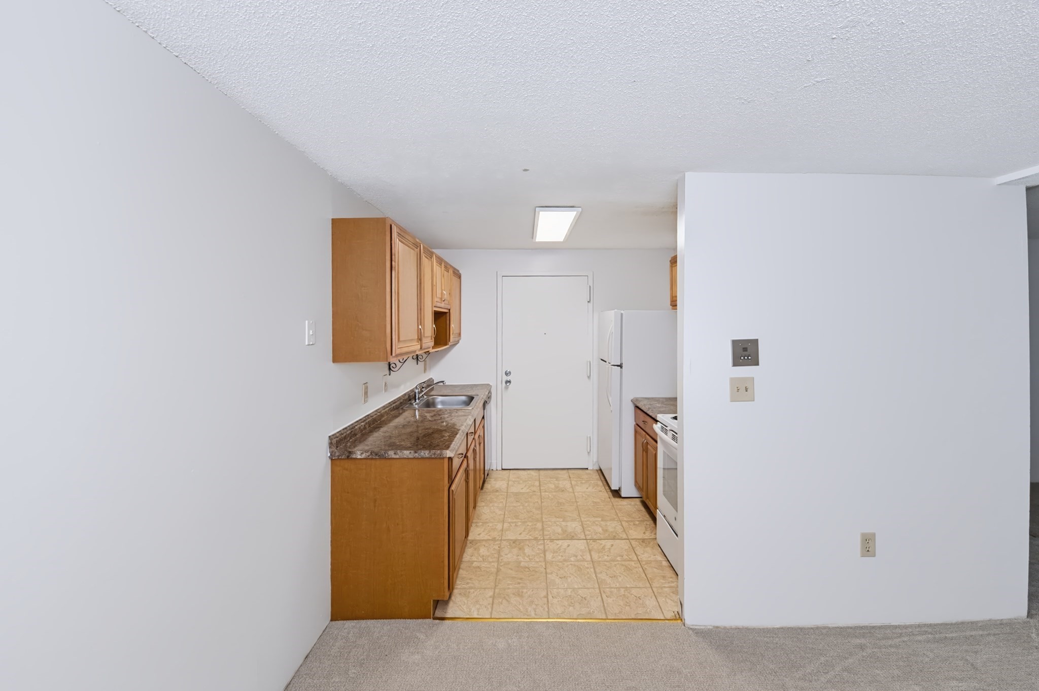 50 Silver Hill Ln # 5 Property Photo 7