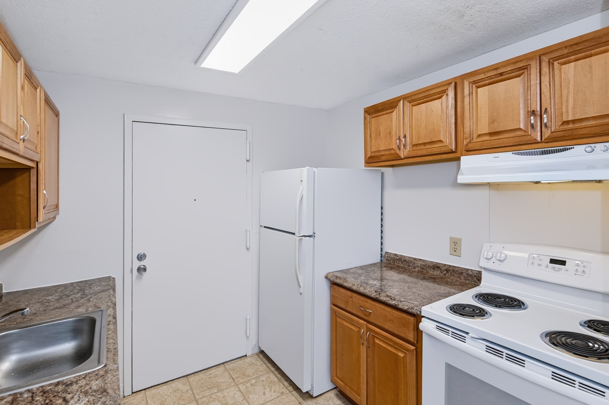 50 Silver Hill Ln # 5 Property Photo 8