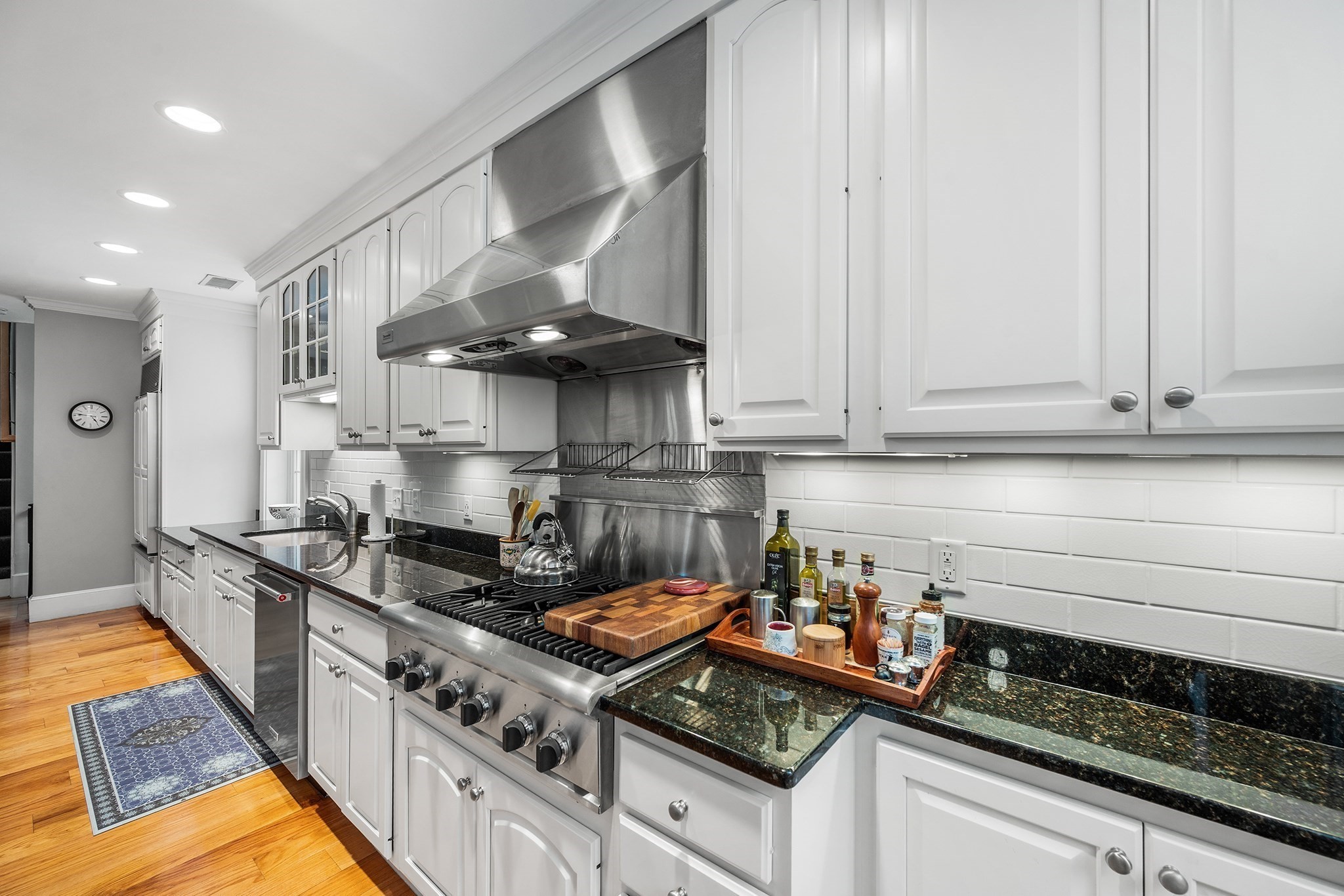 54 Chestnut St # 3 Property Photo 10