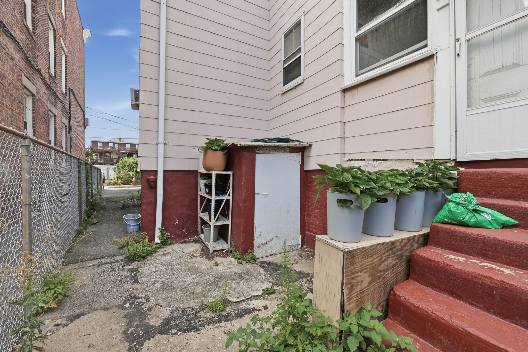 5 Quincy Street Property Photo 33
