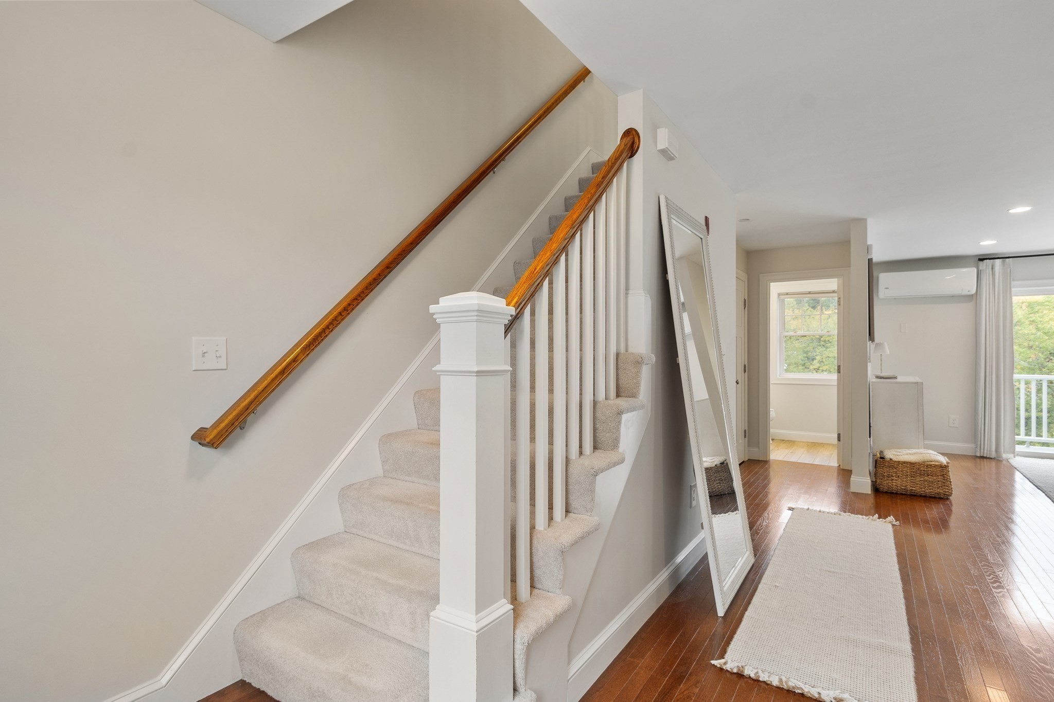 215 Main St # 3 Property Photo 11