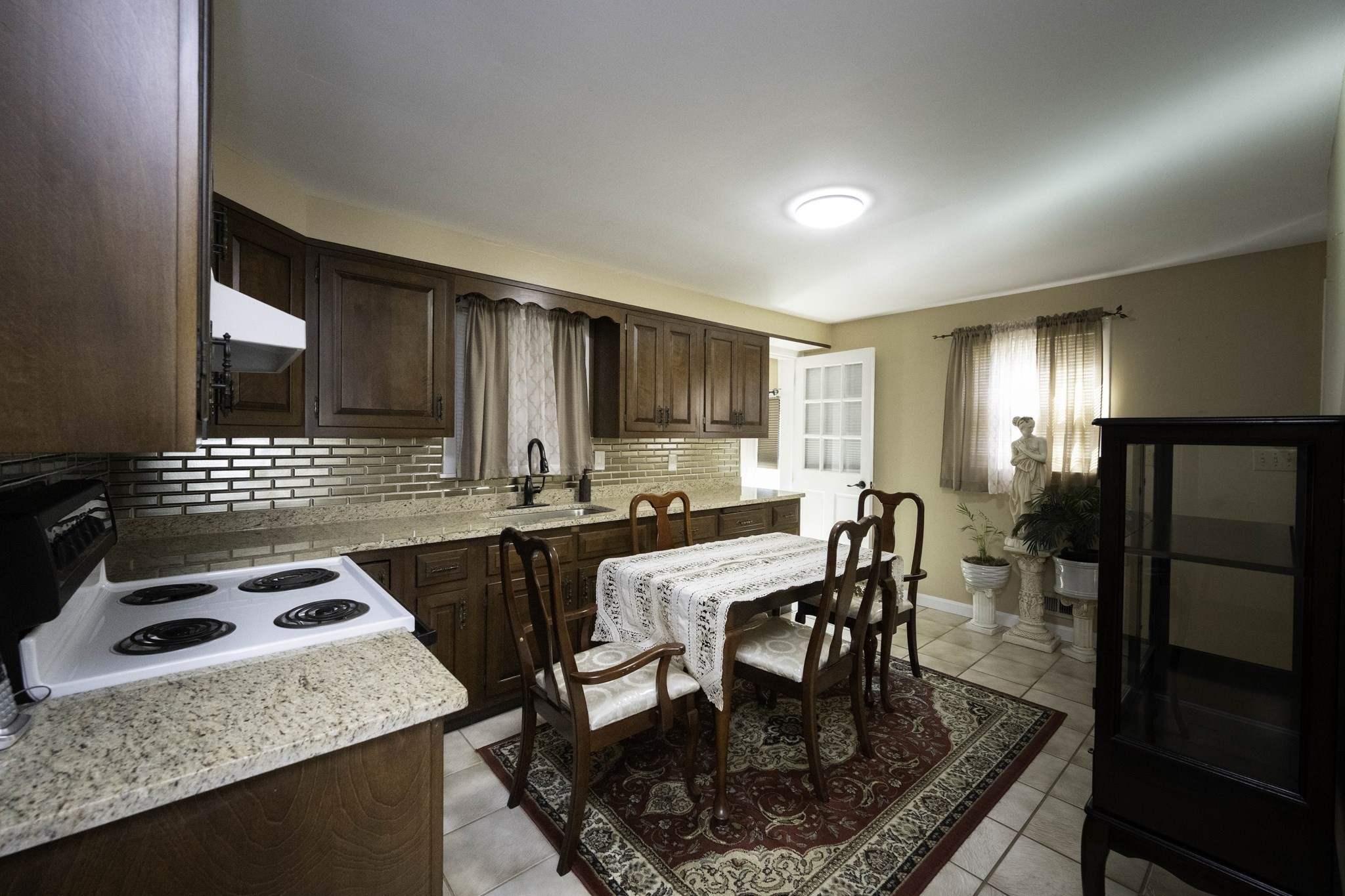 3 Rose Drive Property Photo 6
